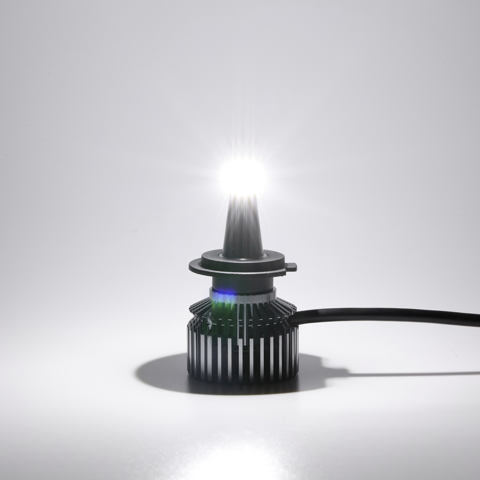 8-Sides H7 LED Headlight Bulb Kits 360° Low Beam White Super Bright 6500K 2400W