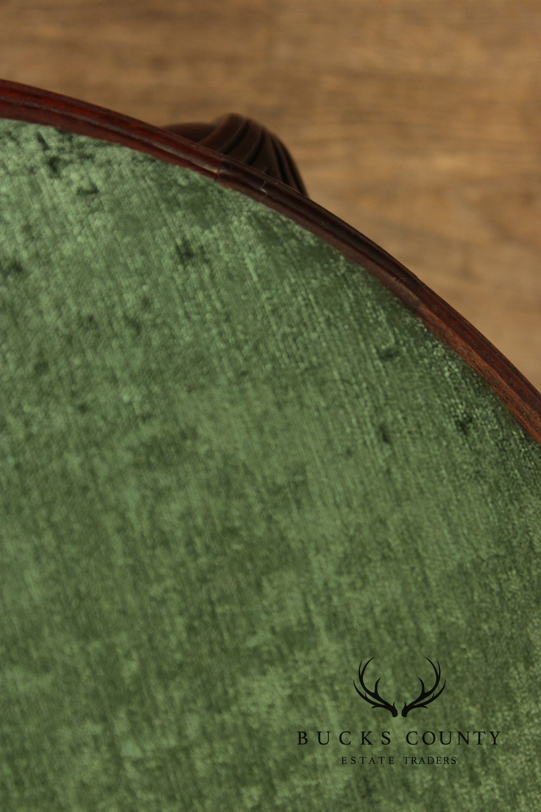 Hickory Chair Georgian Styler Carved Mahogany Vanity Bench Stool