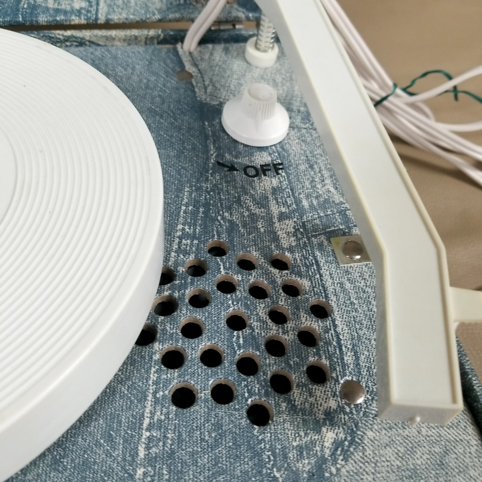 VTG deJay 'Happy Tunes' Portable Record Player #SP-11 Blue Jeans Denim Case