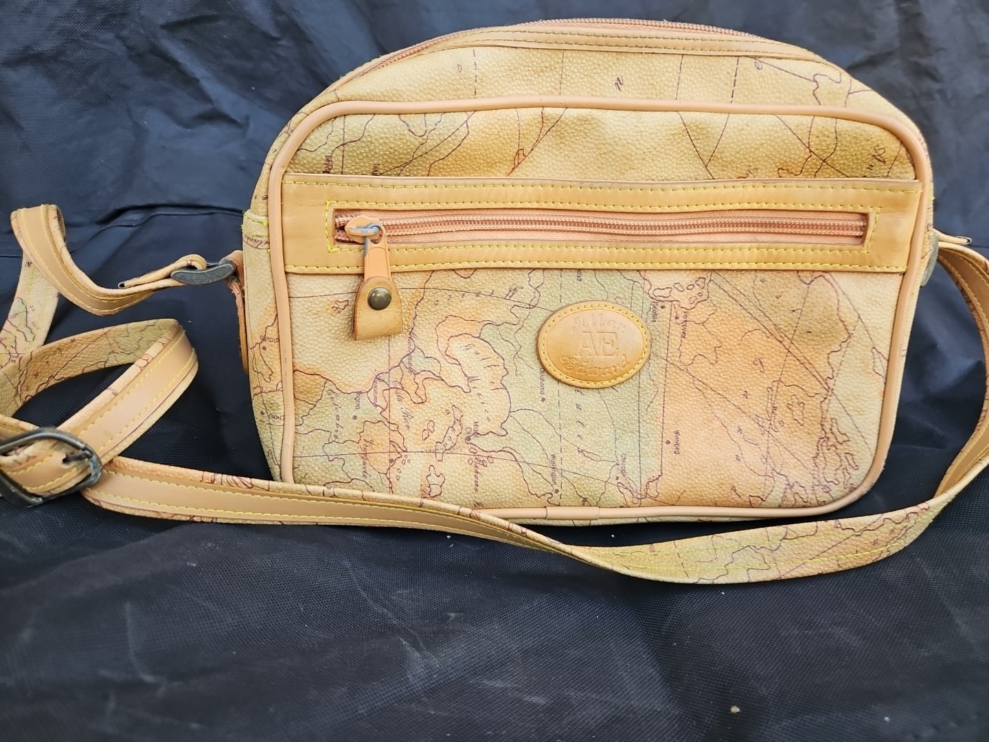 Vintage ALLAN EDWARD AE World Map Leather Purse Bag w/Shoulder Strap USA Canada