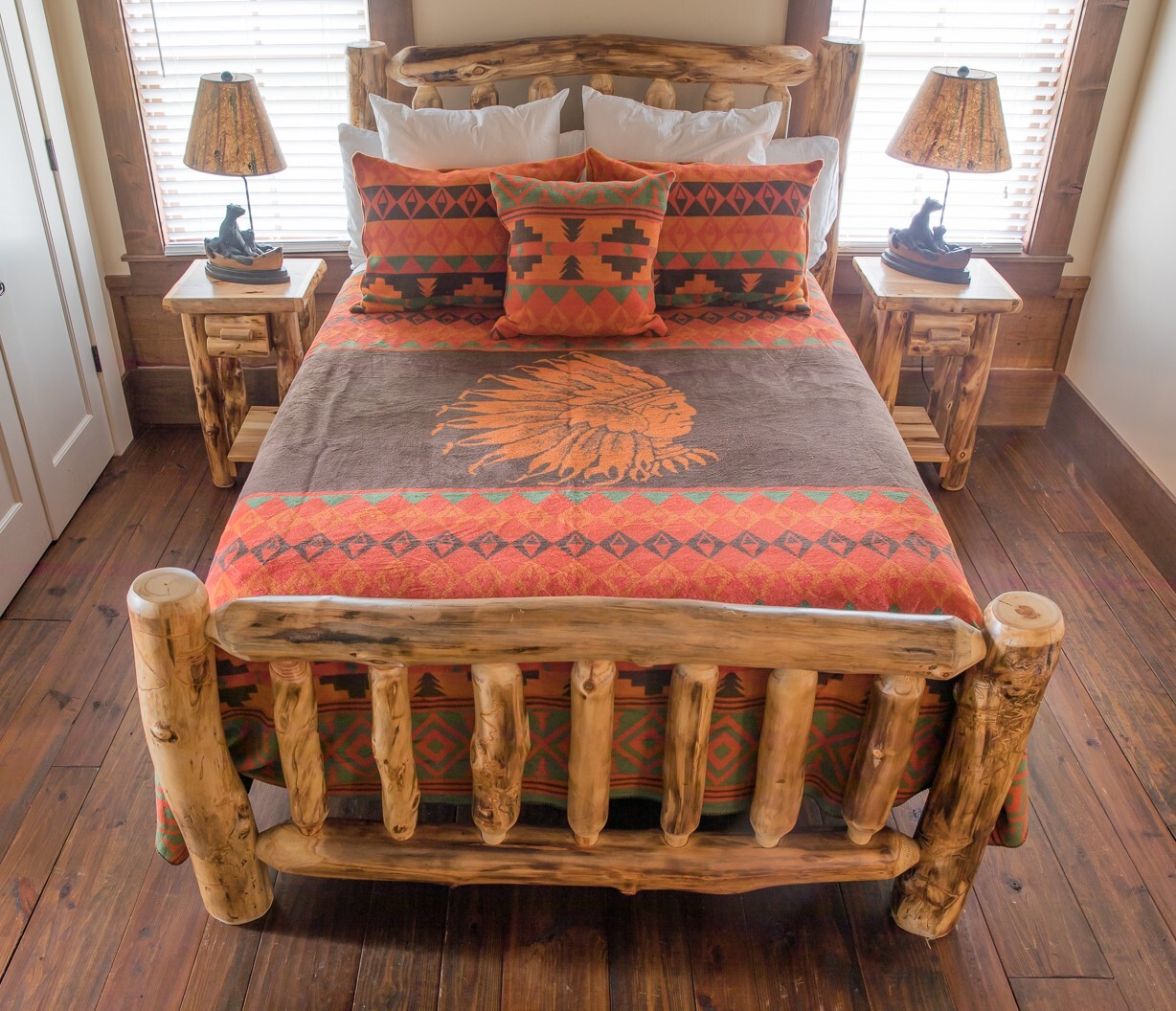 Beacon Blanket Southwestern Chief Henry Native American Design Premium Throw