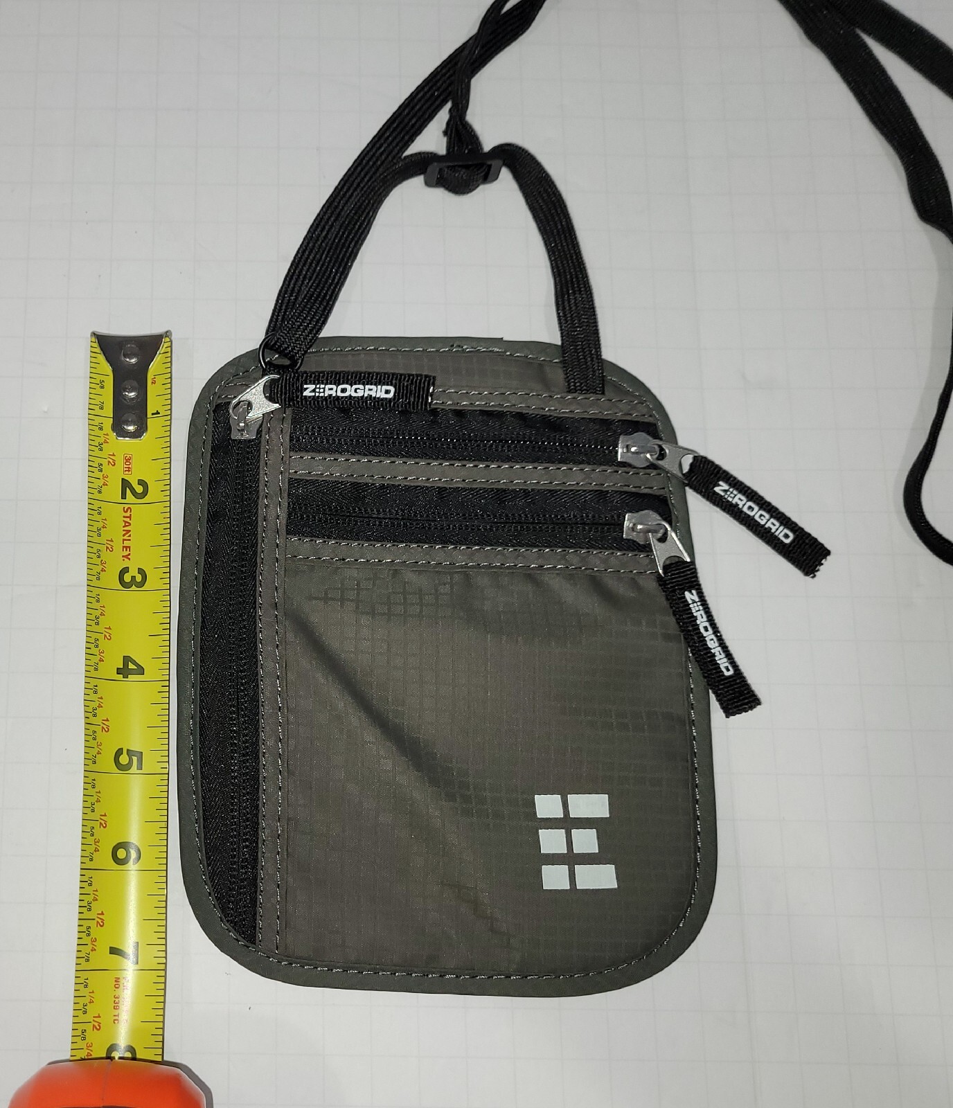 Zero Grid ~ Travel Neck Wallet with RFID Blocking Card Holders NEW