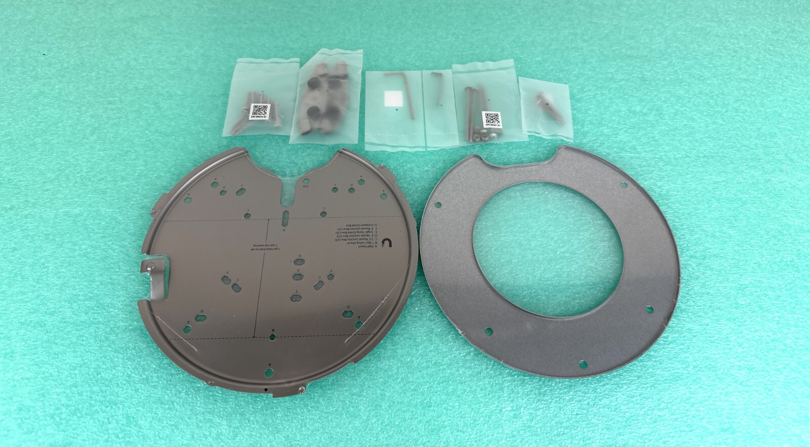 NEW Ubiquiti UniFi U6 Pro-US, U6-LR Mounting Hardware Kit & Mounting Plates