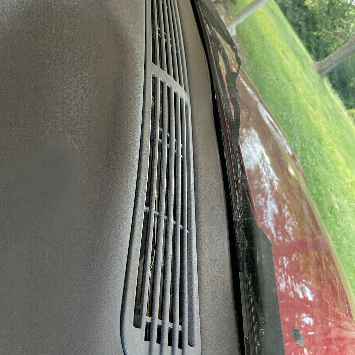 Dash Defrost Vent Cover Grille Panel For 98-04 Chevy GMC Sonoma S10 S15 Blazer