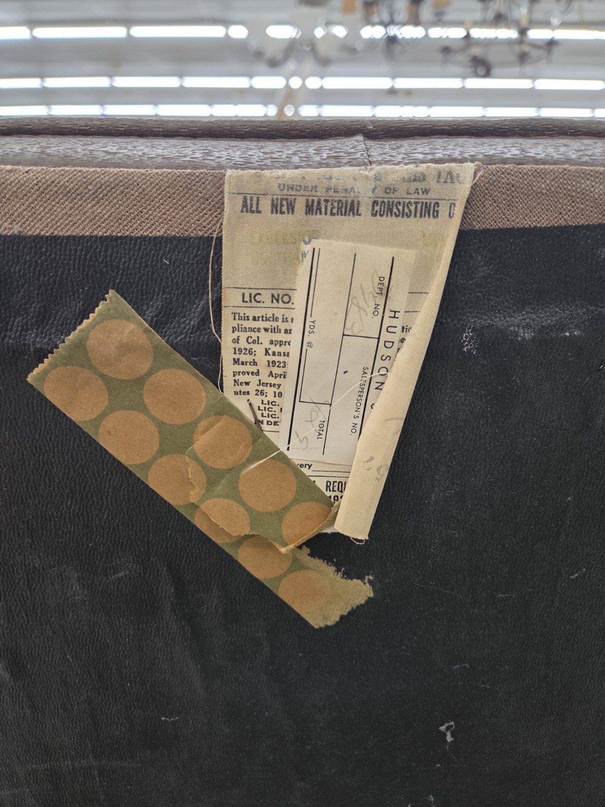 VINTAGE WONDERFUL MID CENTURY, AVOCADO GREEN VINYL, FOOT STOOL WITH LEGS!