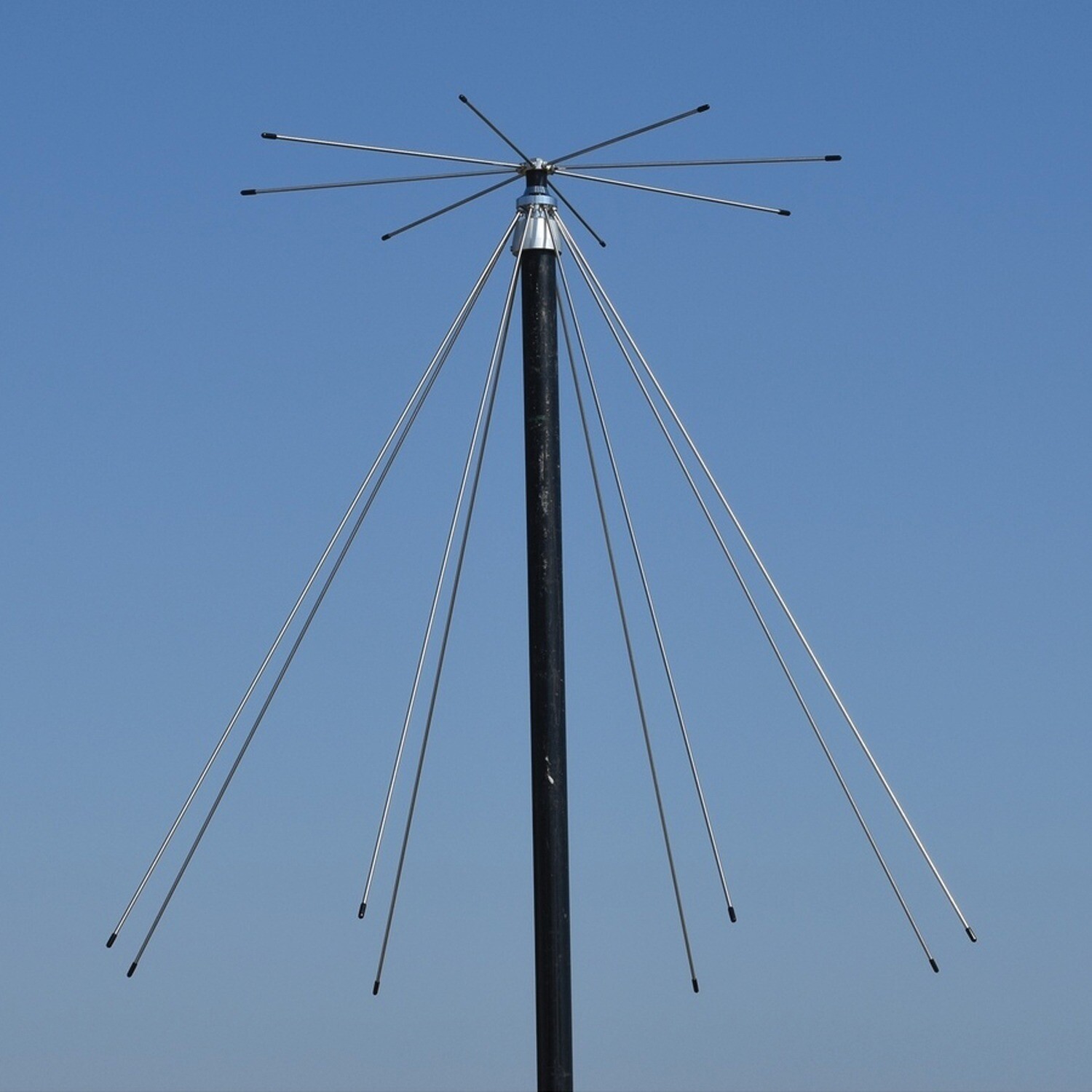 TRAM 1410 200-Watt Broad-Band Scanner 25 MHz to 1,300 MHz Super Discone...