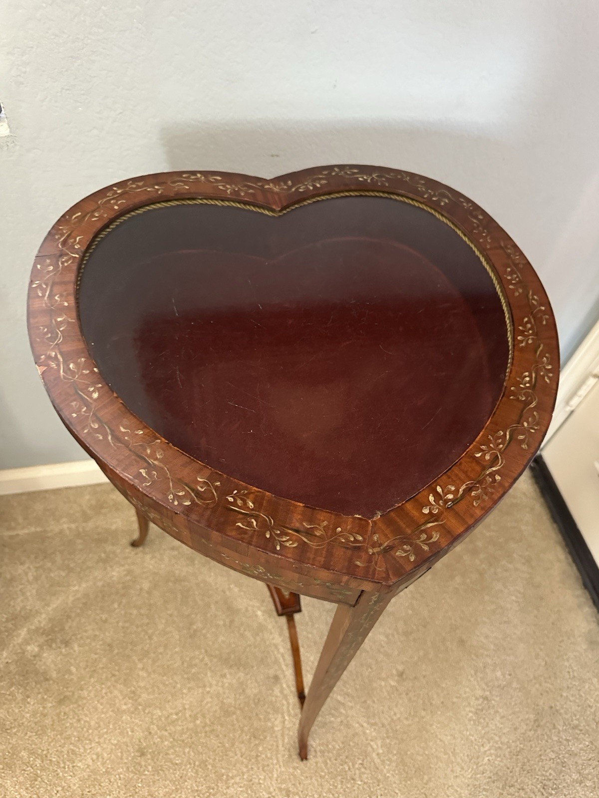 ANTIQUE FRENCH HEART SHAPED HAND PAINTED BIJOUTERIE DISPLAY TABLE