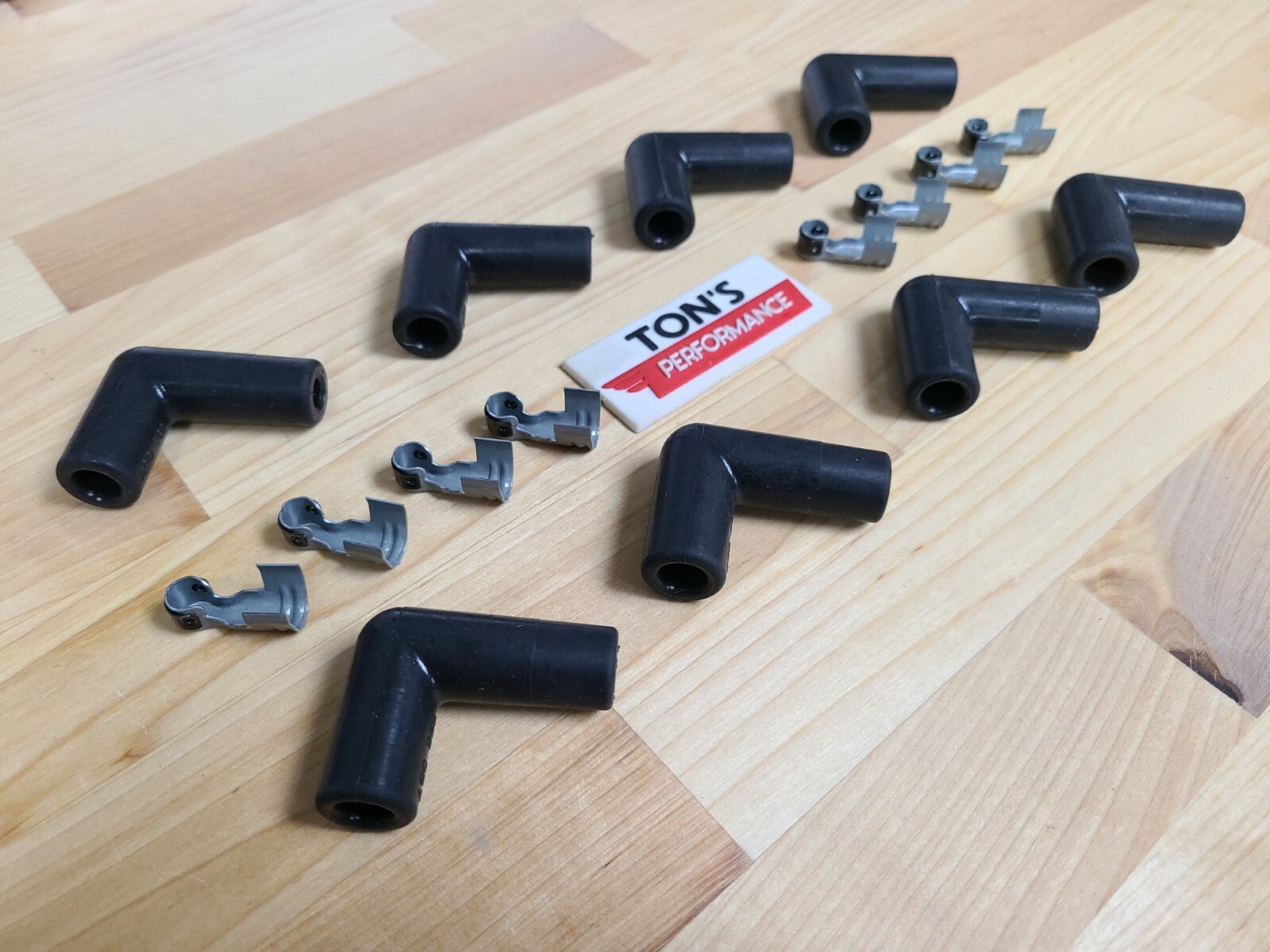 8mm Taylor Ignition Spark Plug Boots & Terminals 90 degree right angle USA Set 8