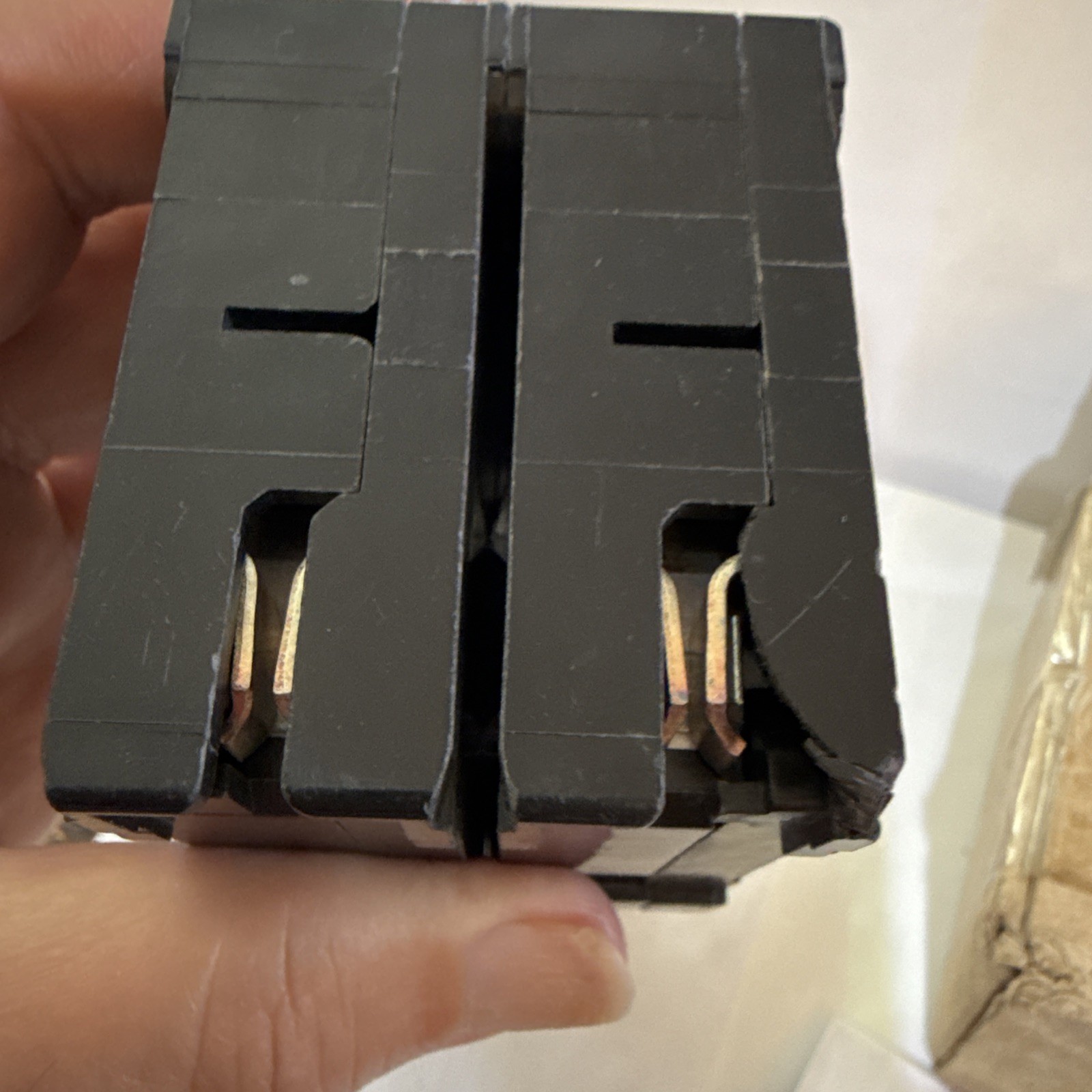 NEW Pentair / Siemens Circuit Breaker PA220GF QF220 - HAS CHIPS SEE PHOTOS