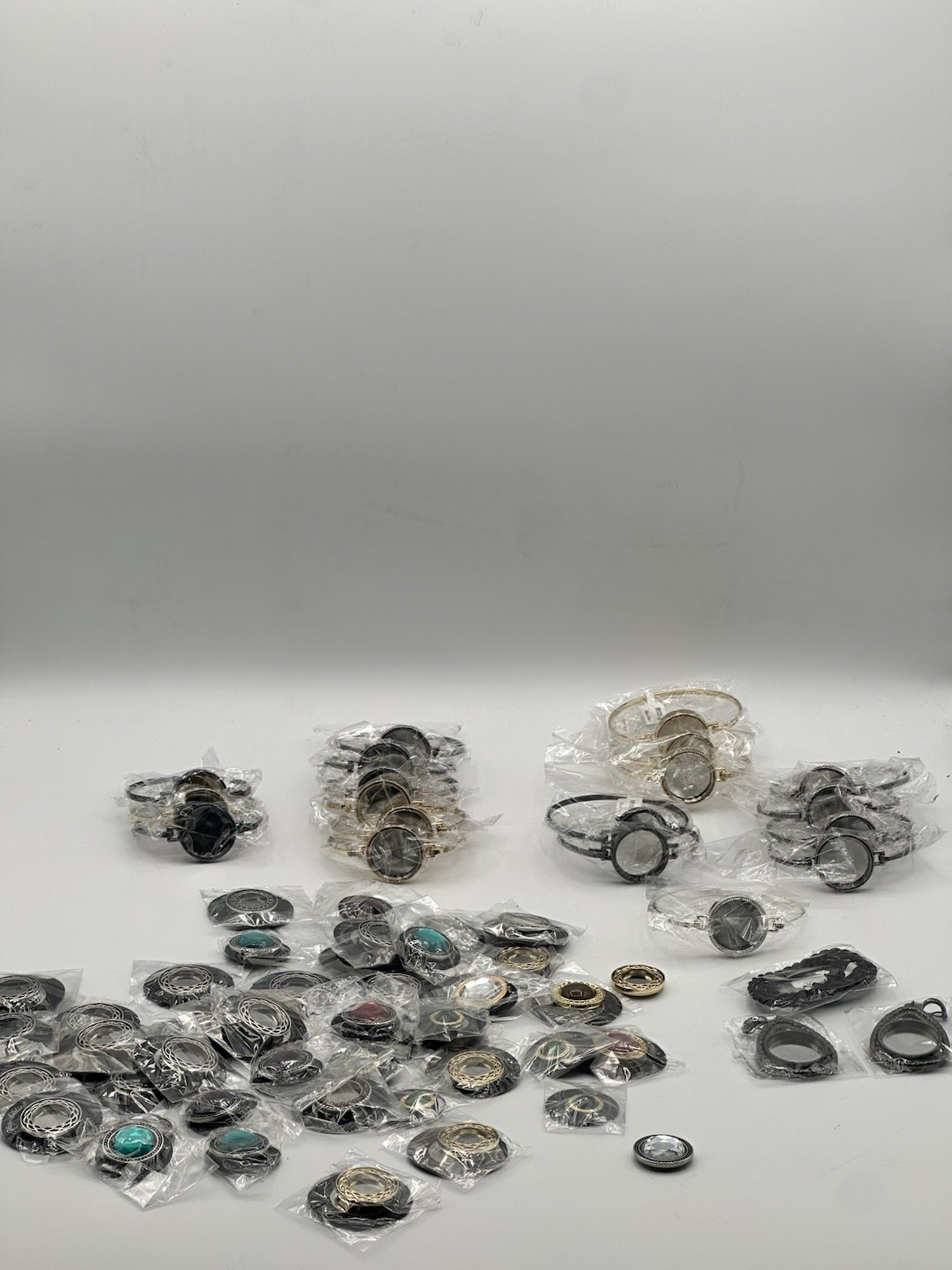 Magnabilities 19 Bracelets 50 Inserts And 2 Pendants Lot All New Pieces