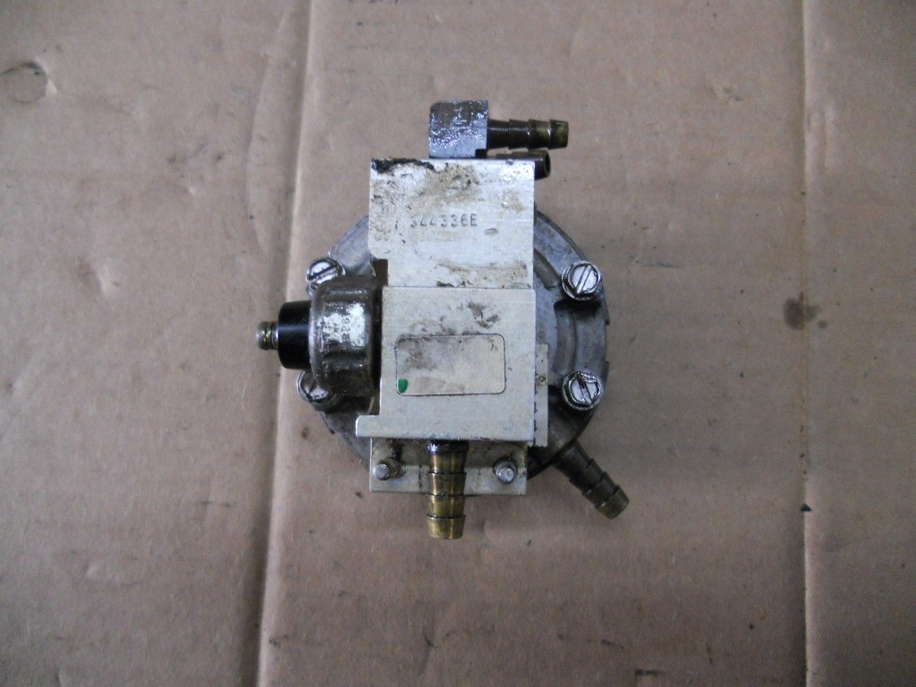 Johnson Evinrude 200-225-250 Fitch Ram Oil Lift Pump 5001505 Oil Pump
