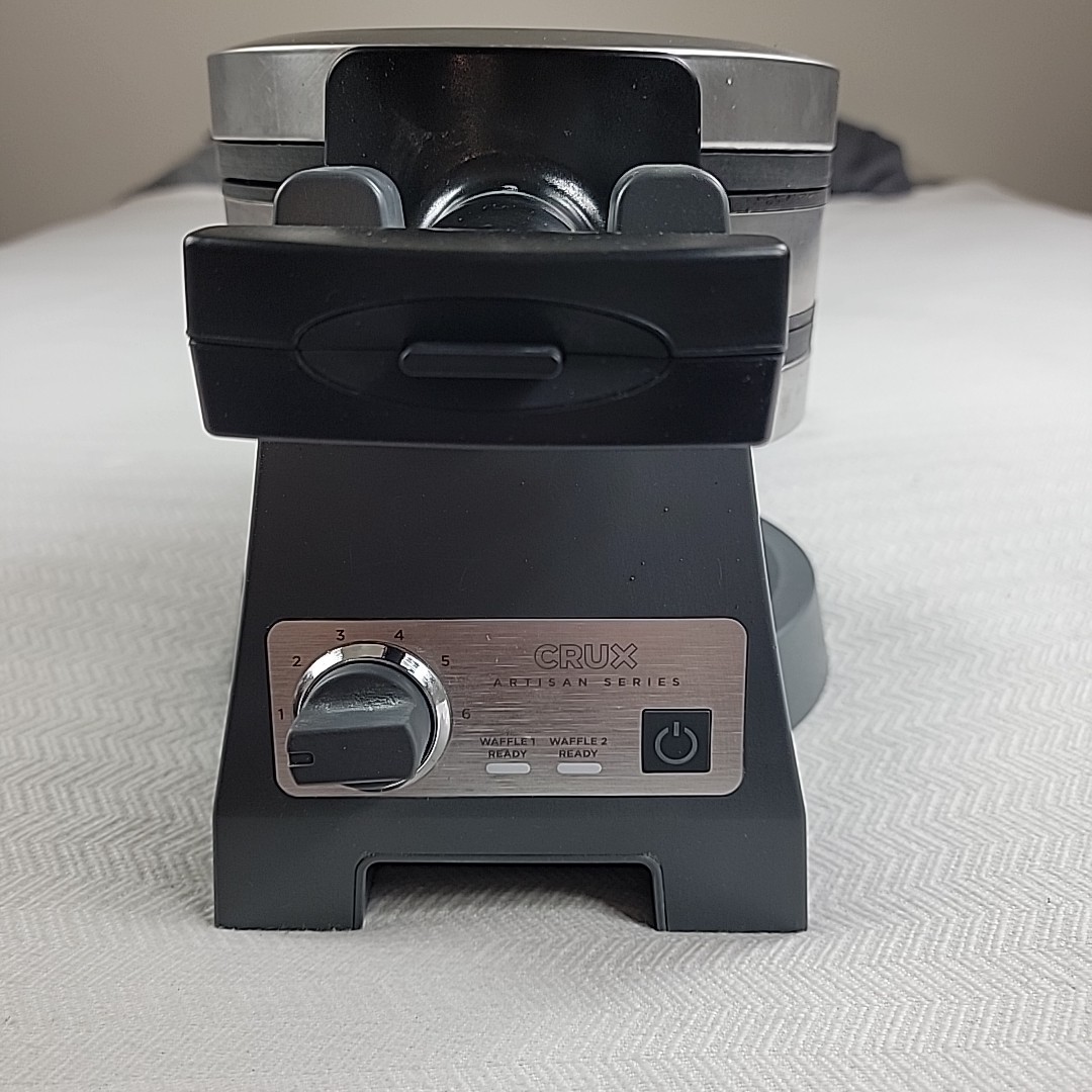 CRUX Double Rotating Belgian Waffle Maker GH-6200A Nonstick Stainless Dent Works