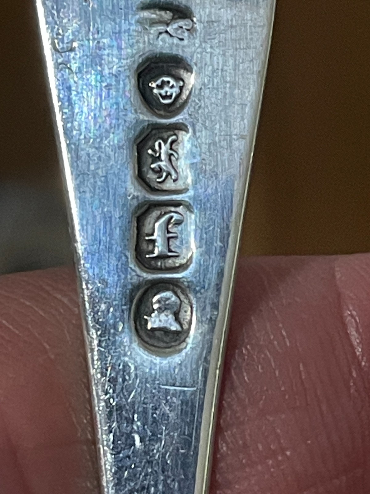 3 ANTIQUE GEORGE III SILVER SALT SPOONS 20 g