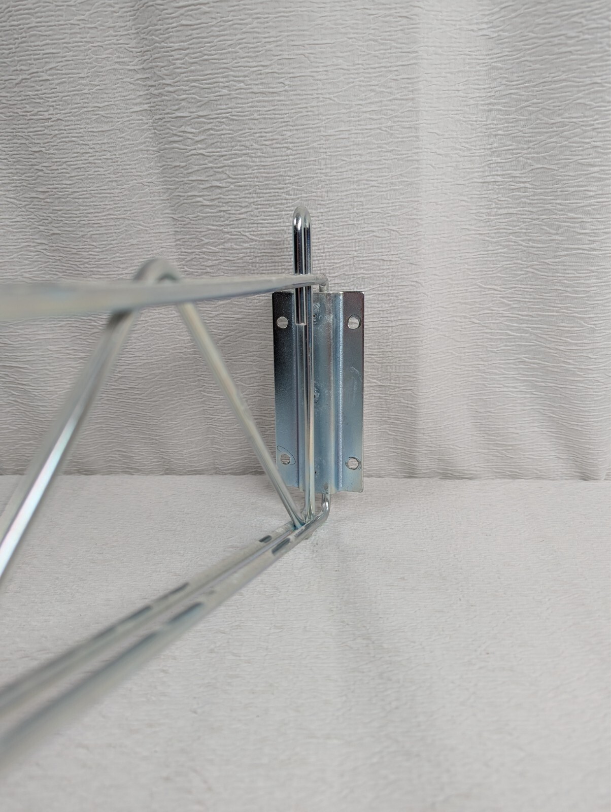 Heavy Duty Chrome Restaurant Wire Shelf Wall Bracket - 19 inch - 2 Pack