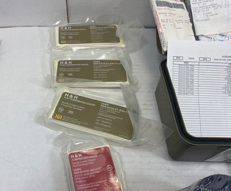 US MILITARY First Aid Kit Box , Complete