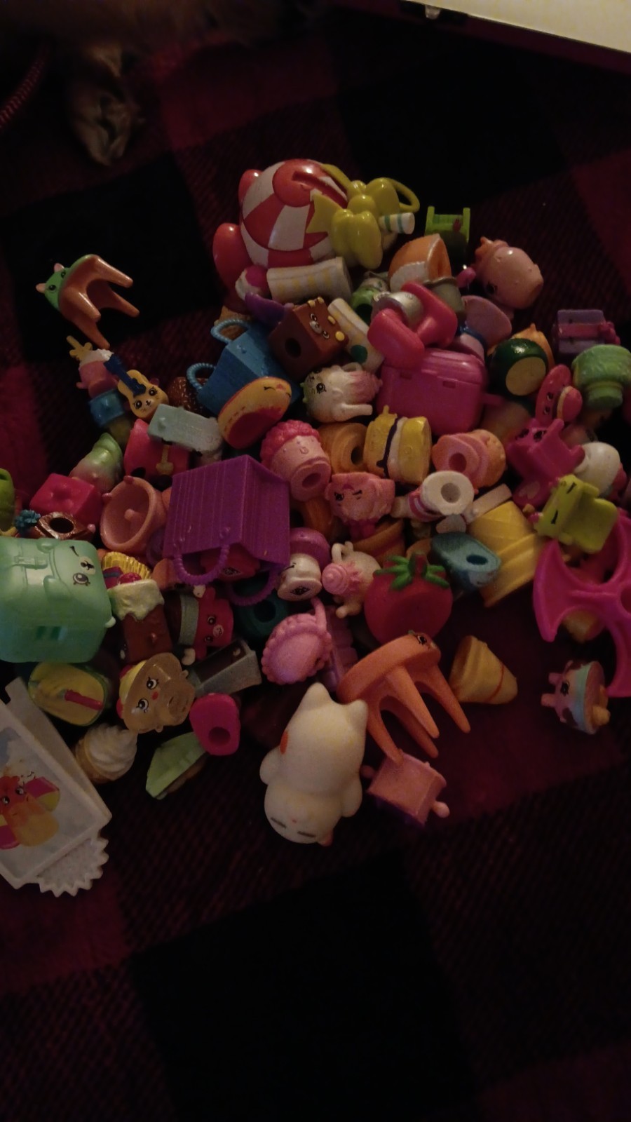 Large Toy Lot of 200+ Shopkins Num Noms Dolls Barbie Kindi Kids Lalaloopsy Play
