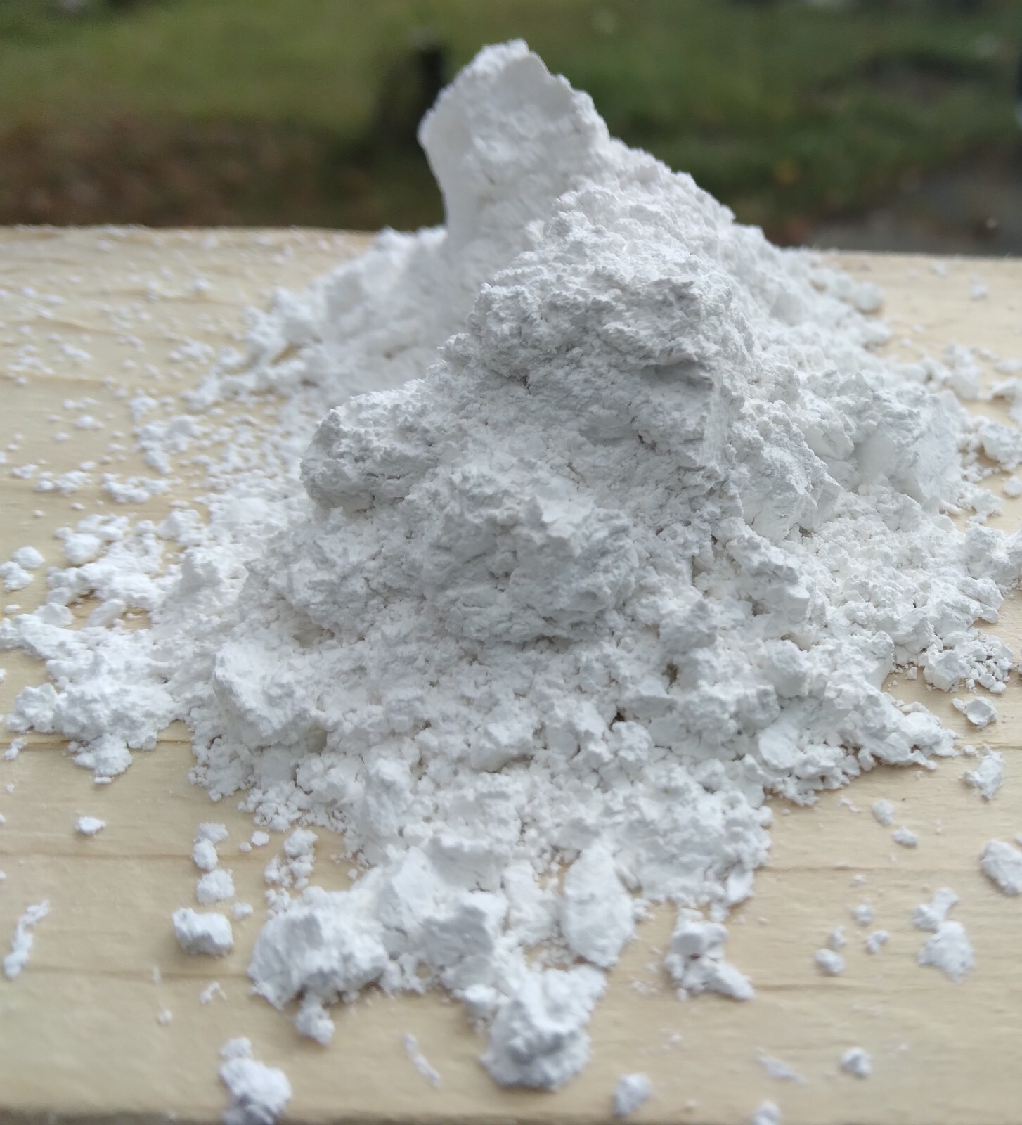 3 Pounds Calcium Hydroxide Hydrated Lime/ spraylime/ Slaked Lime Free Shipping