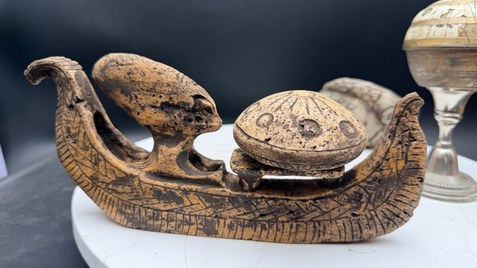 Magnetic UFO Boat From Tula Hidalgo Mexico Ojuelos Aliencarving