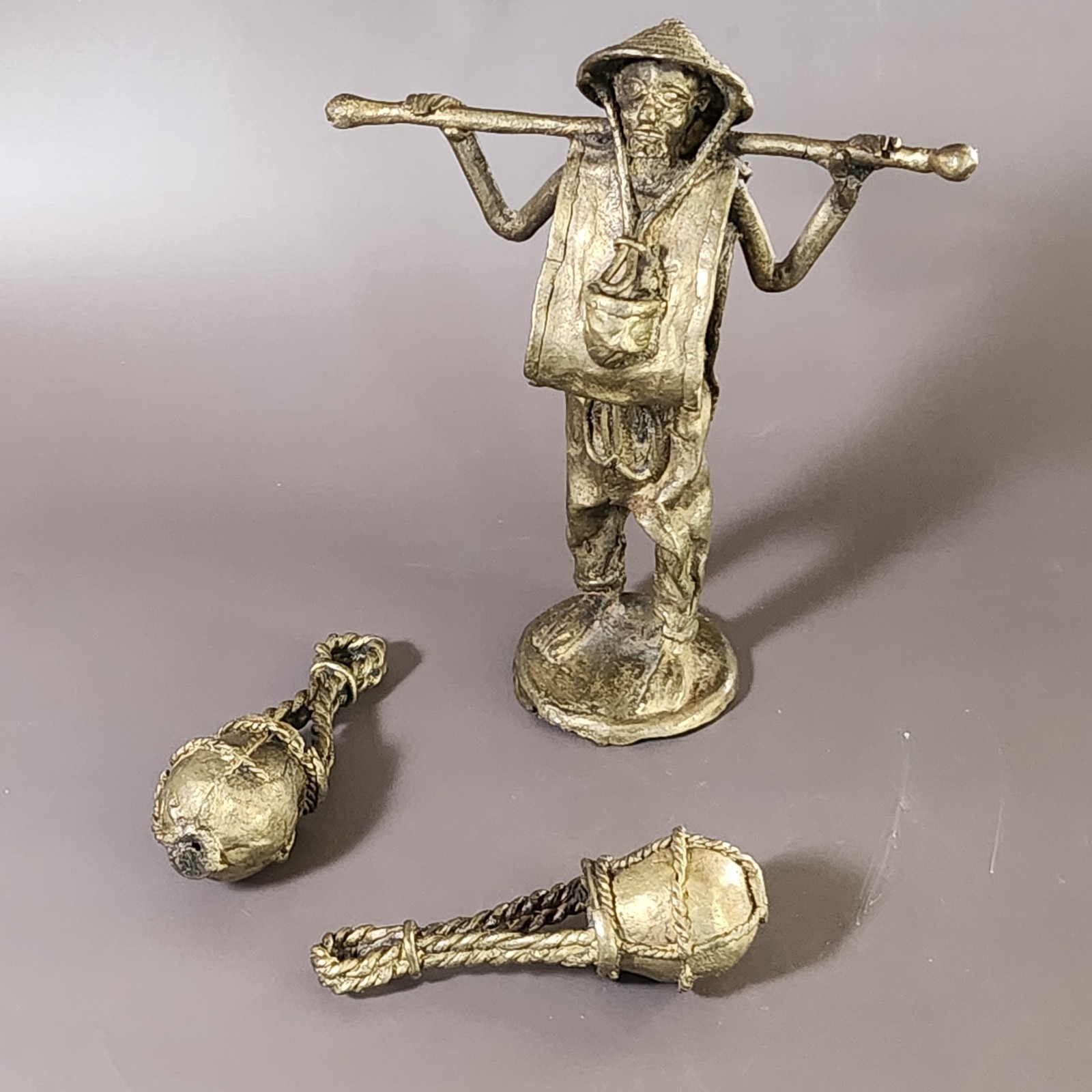 Vintage African Bronze Farmer Figurine – Lost Wax Cast Sculpture Tribal Art