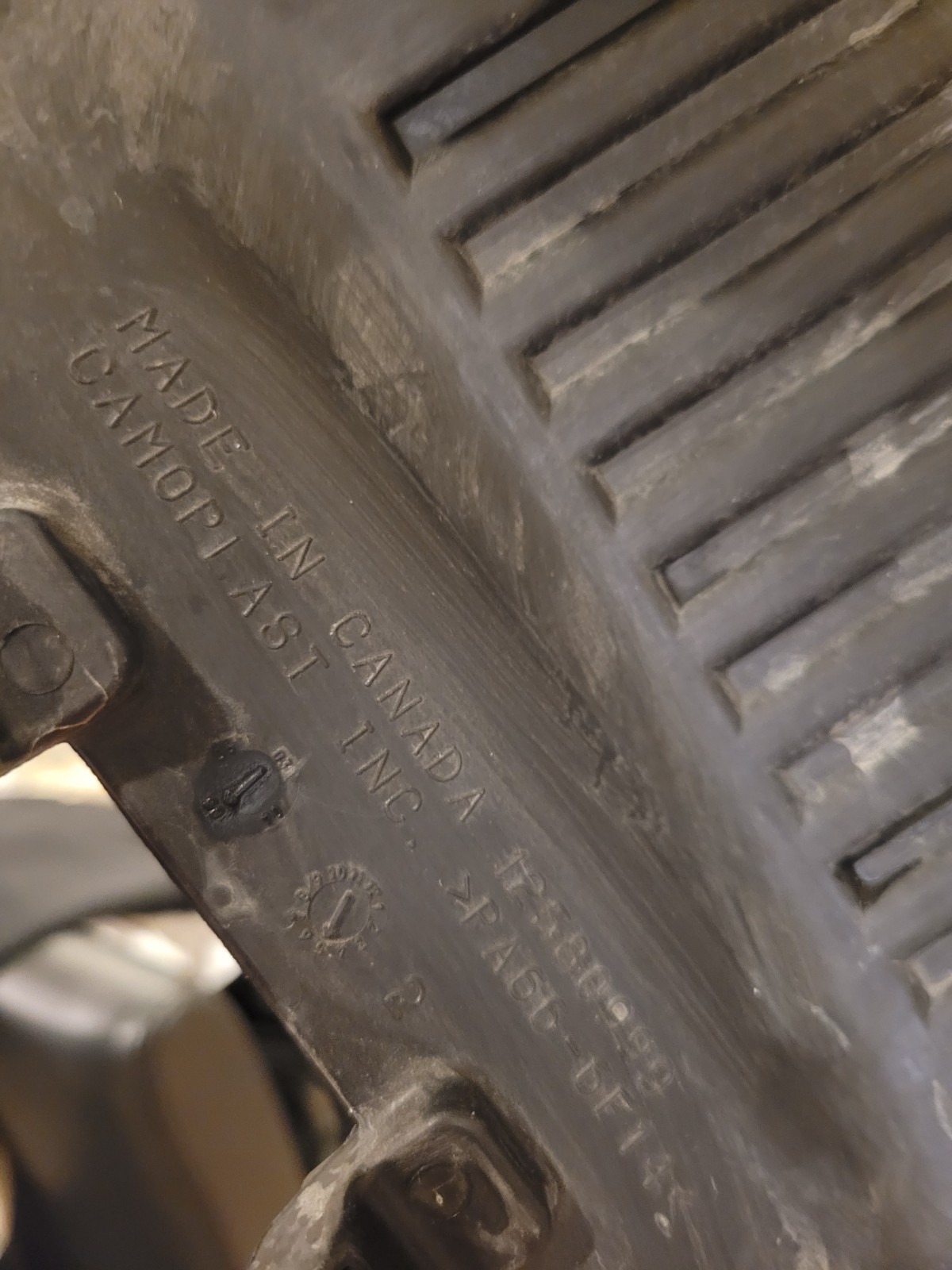 01-06 CHEVROLET SILVERADO GMC VORTEC ENGINE COVER 4.8 5.3 6.0L 12580999