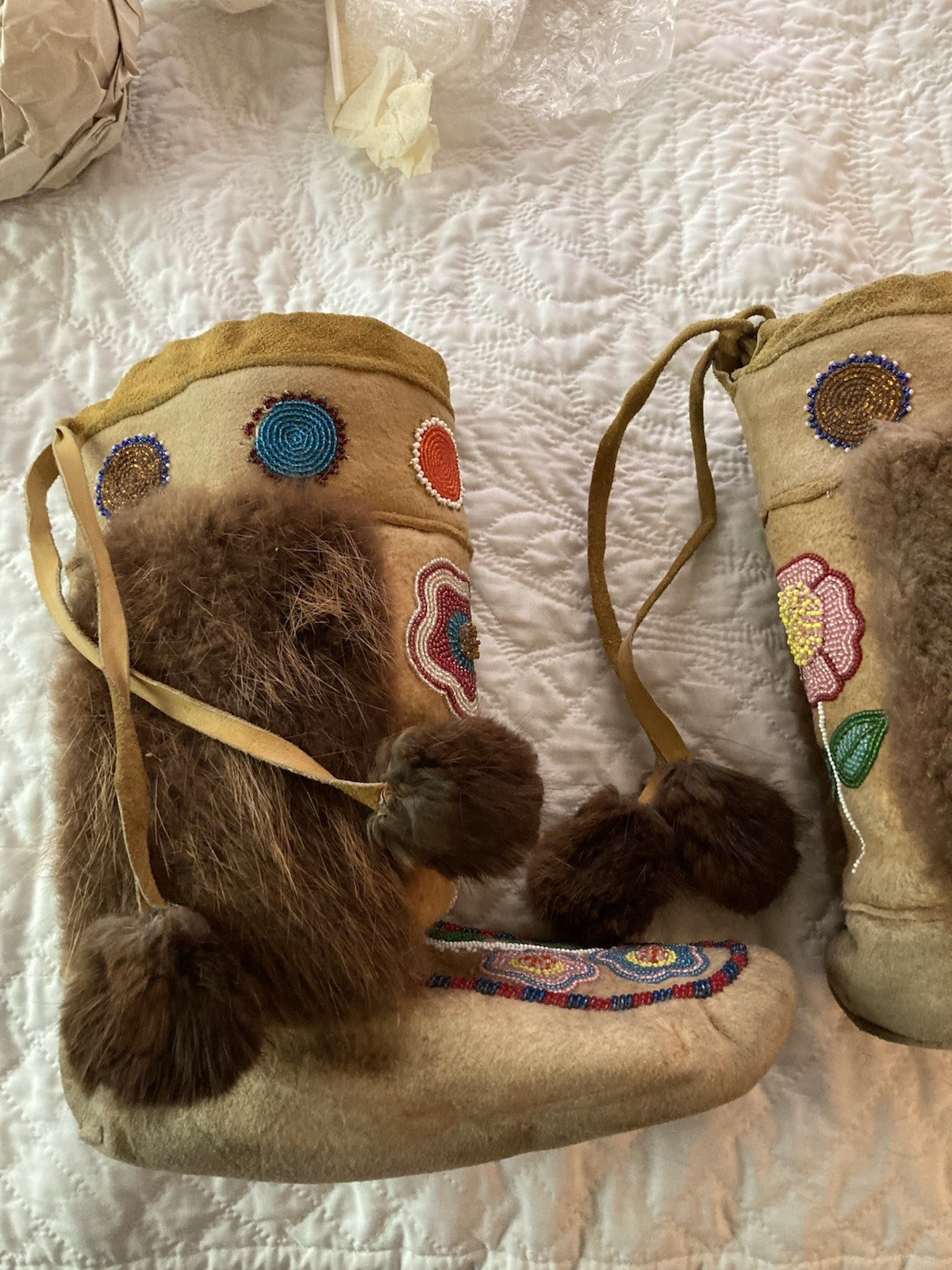 Beaded Mukluks M8/W10 - Beautiful Native American Cree Beaded Mukluks