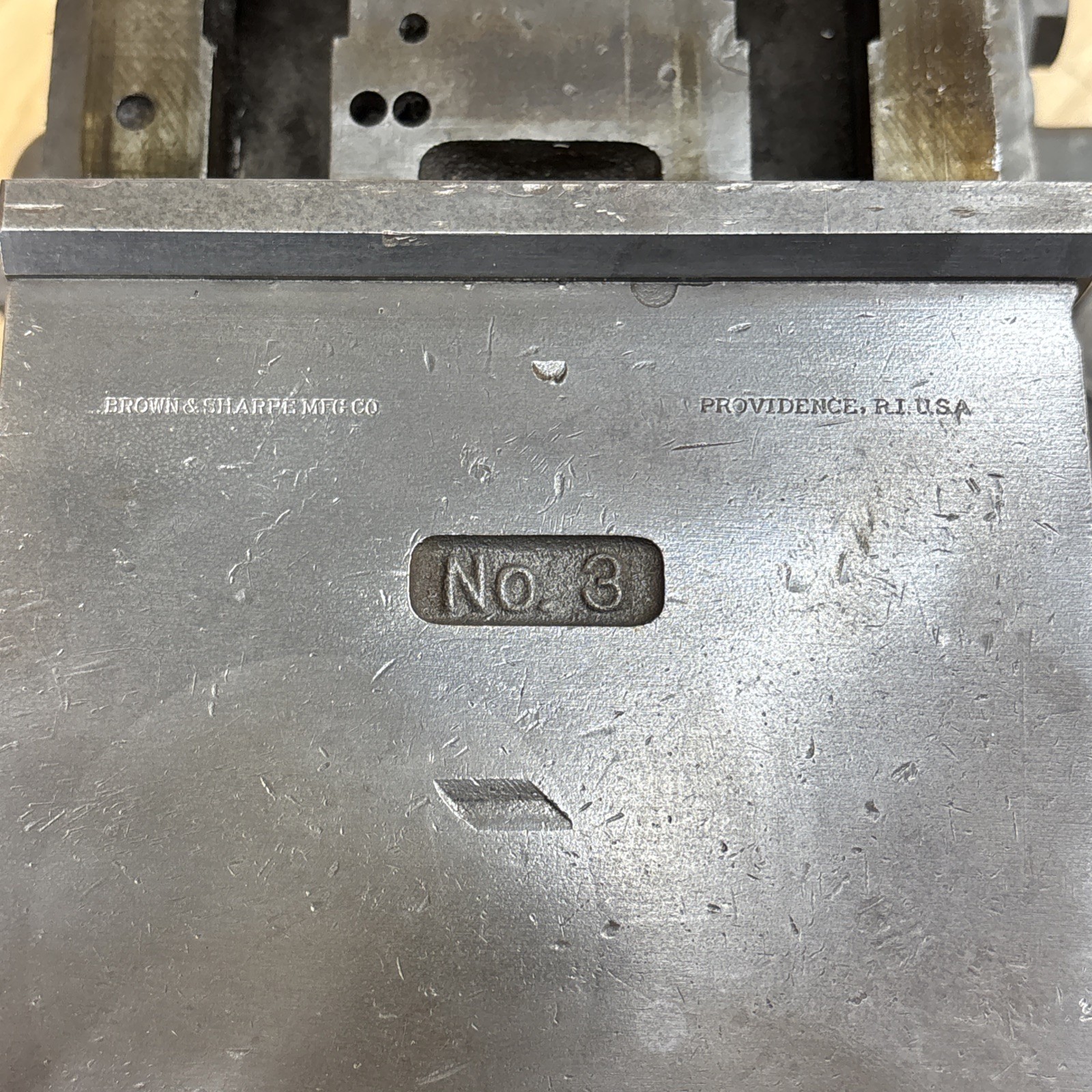 Brown & Sharpe No 3 Universal Tilting Vise 6” Jaw Double Swivel Base