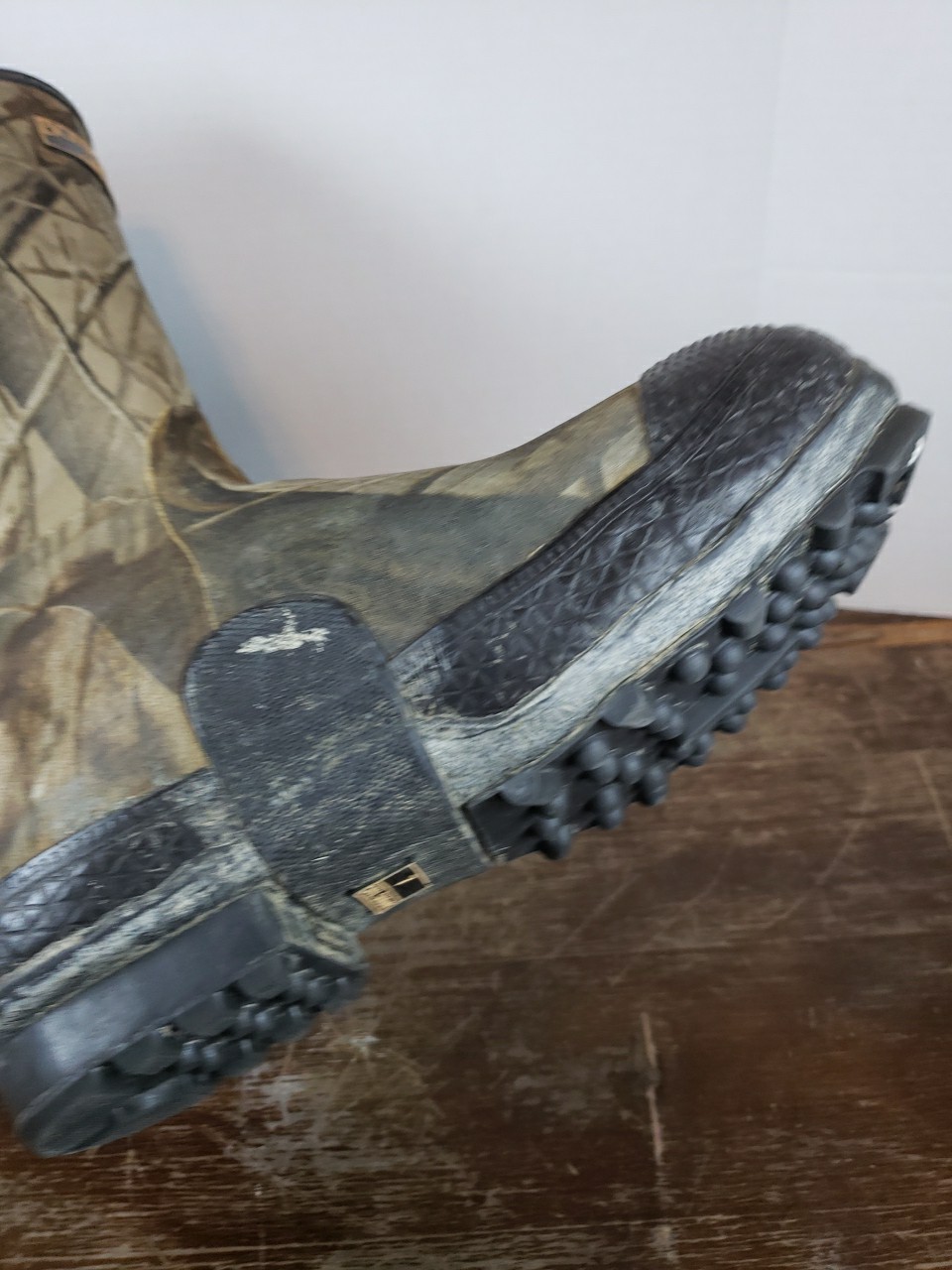 Redhead Bone Dry Realtree Hardwoods Rubber Boots 7 Thinsulate Steel Shank 1000g