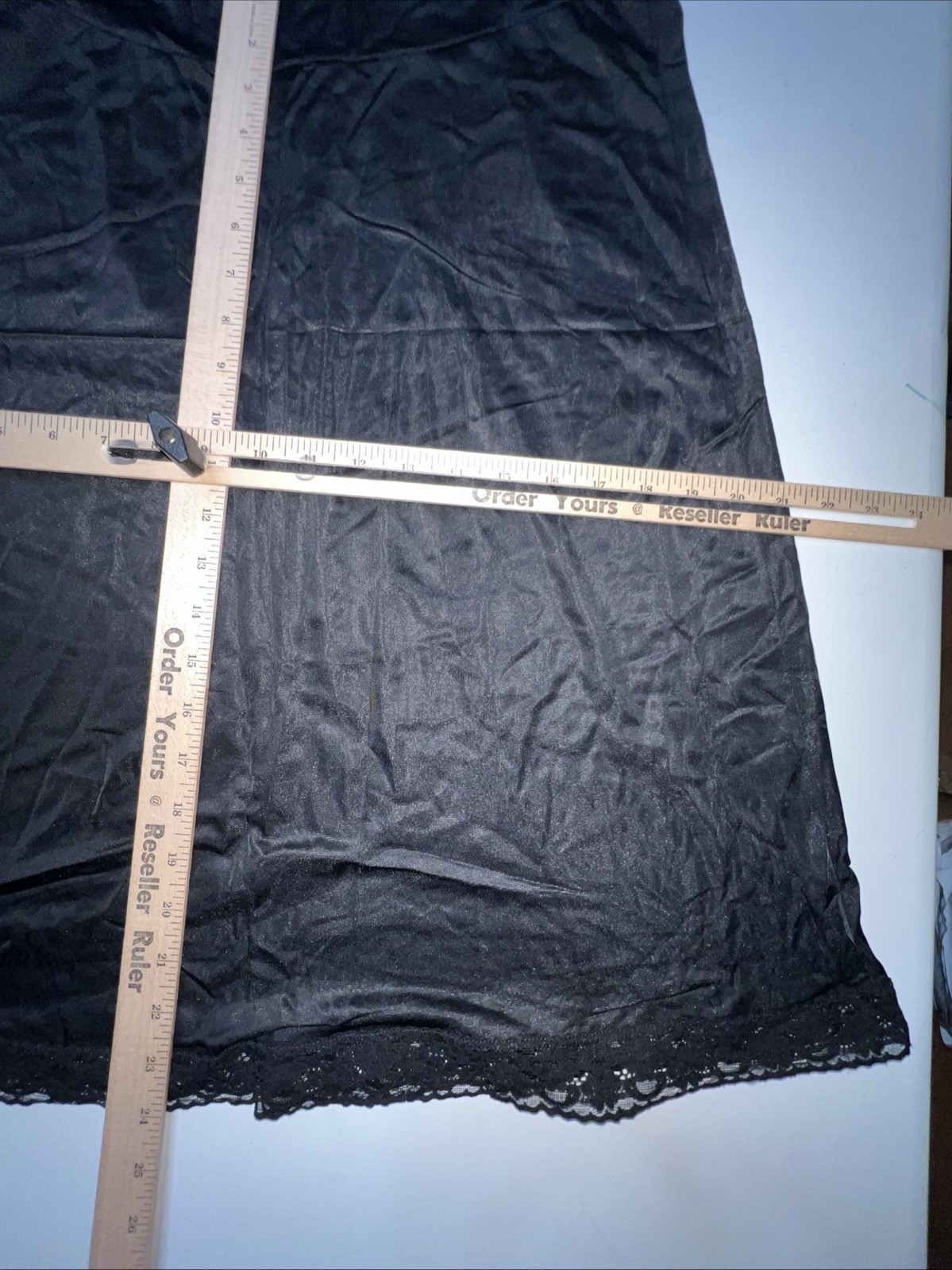 VTG 90s Vanity Fair Lace Trim Full Slip Dress 40 L Nylon Knee Length Black