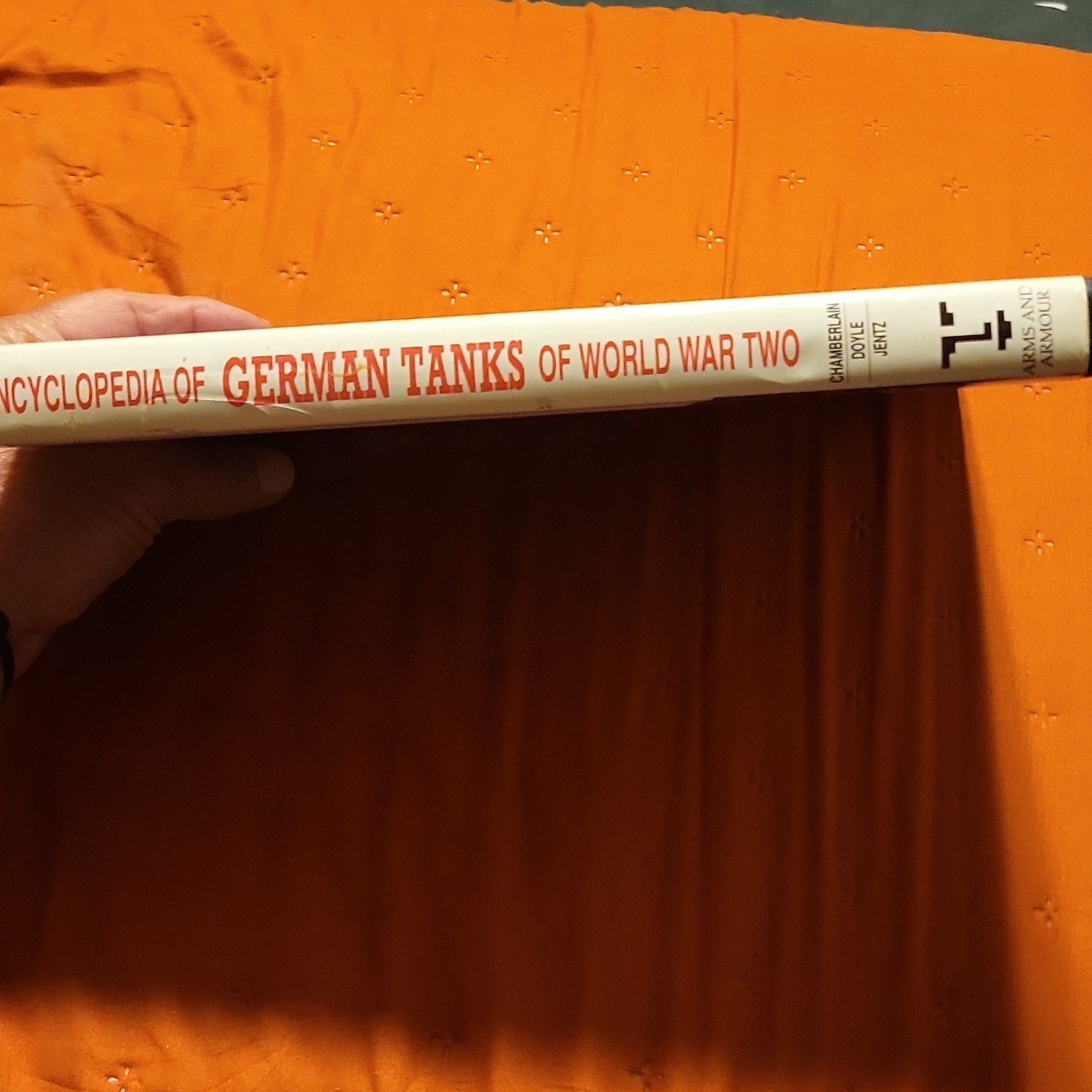 Encyclopedia of German Tanks of World War II by Chamberlain & Doyle