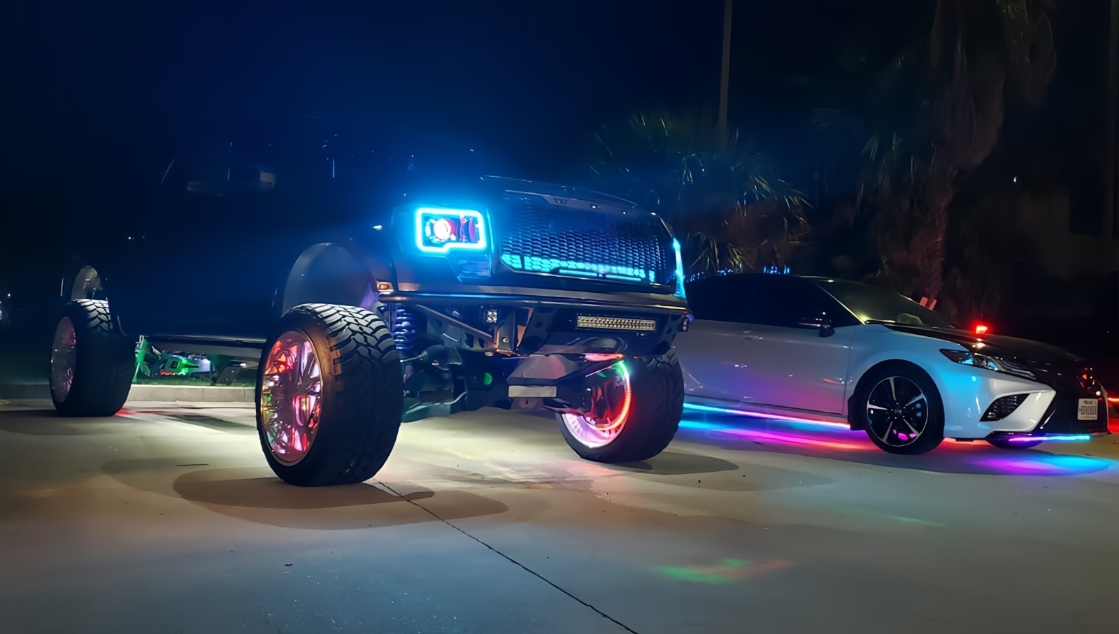 17.5" 5ROWs Brightest RGB CHASING Flow for Car Truck LED Wheel Rim Ring Lights