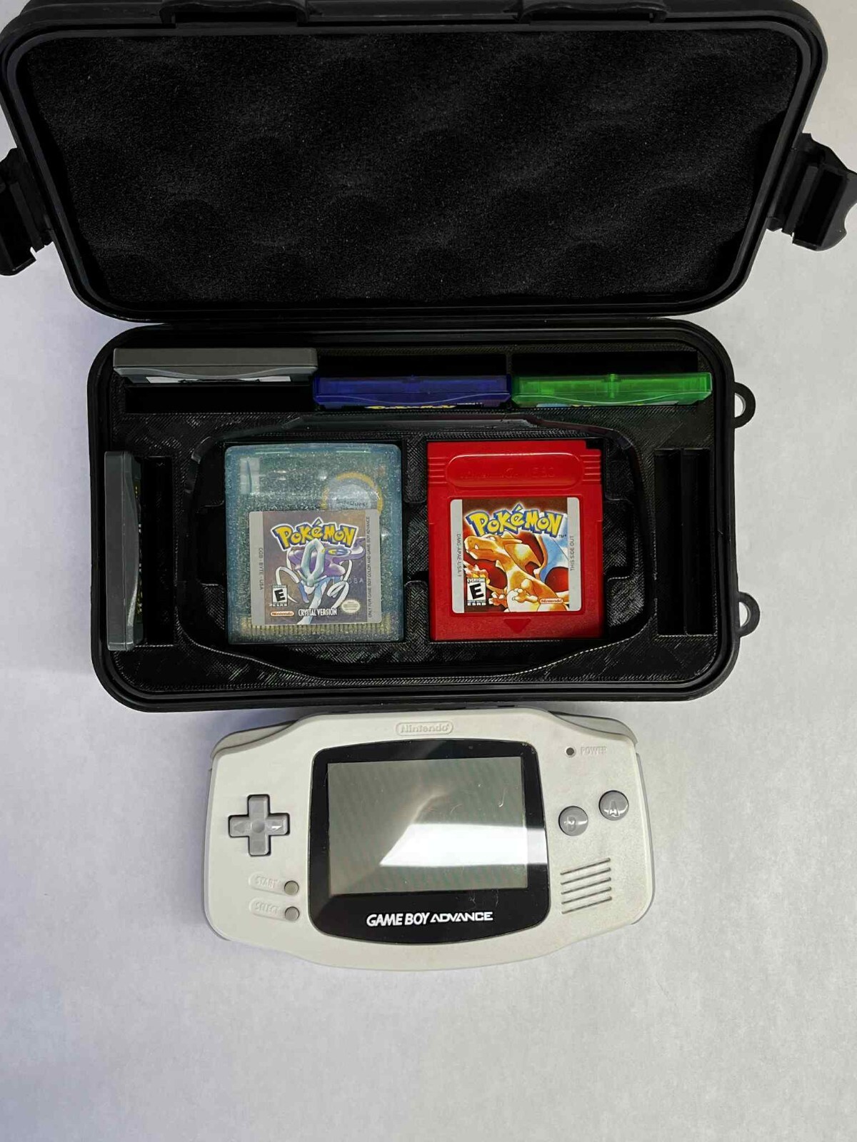 Game Boy Advance Carrying Case – Holds 13 Games (11 GBA + 2 GB/GBC) | SENAC LLC