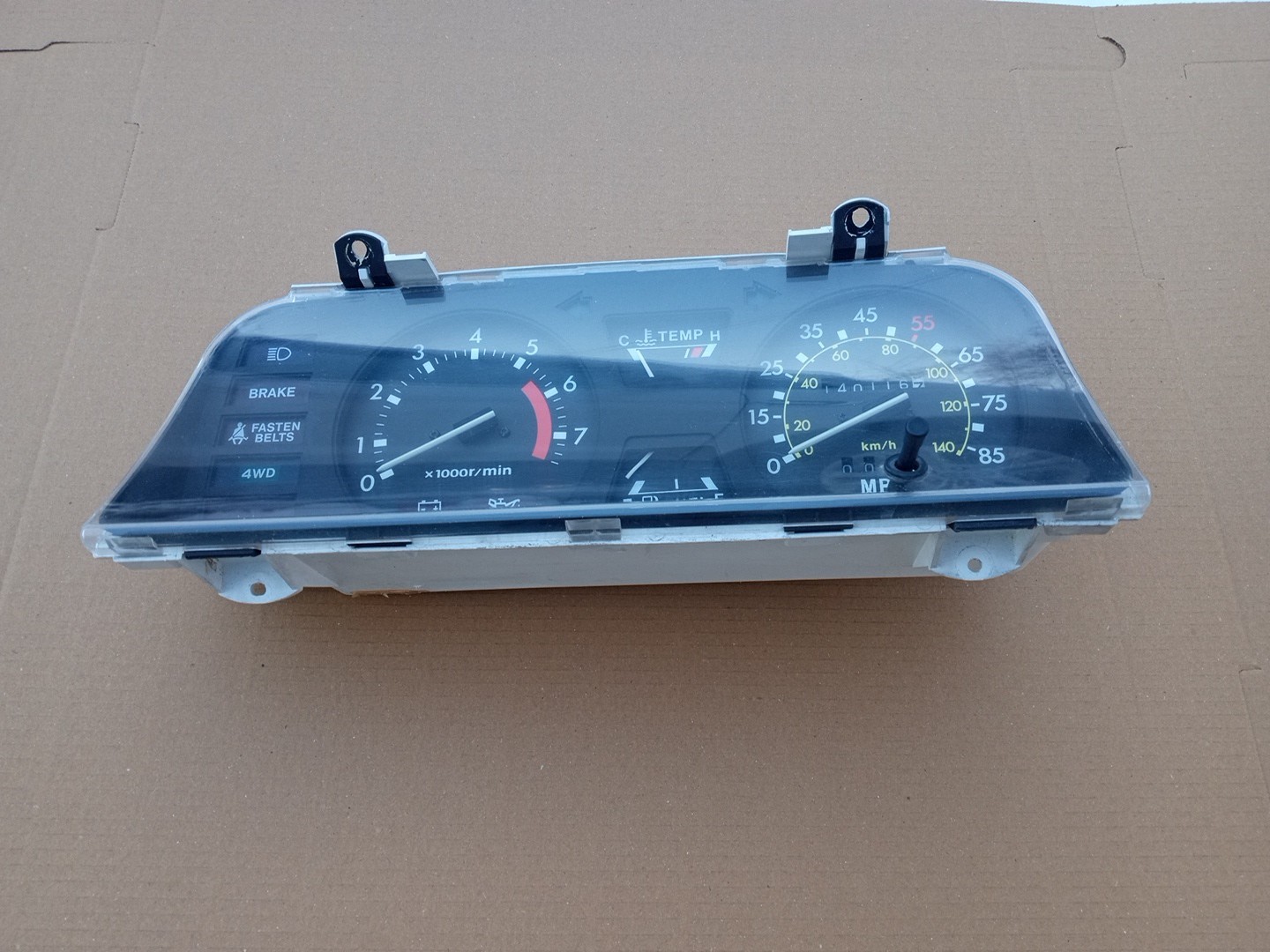 Toyota Hilux Pickup 1982-1983 4WD SR5 Speedometer Cluster Gauge OEM 140K