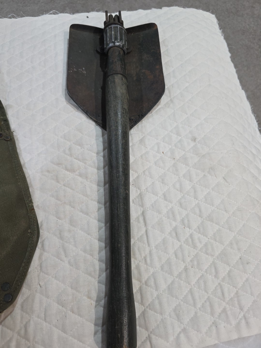 Vintage Original US Military E-TOOL SHOVEL Made In Korea Post WWII