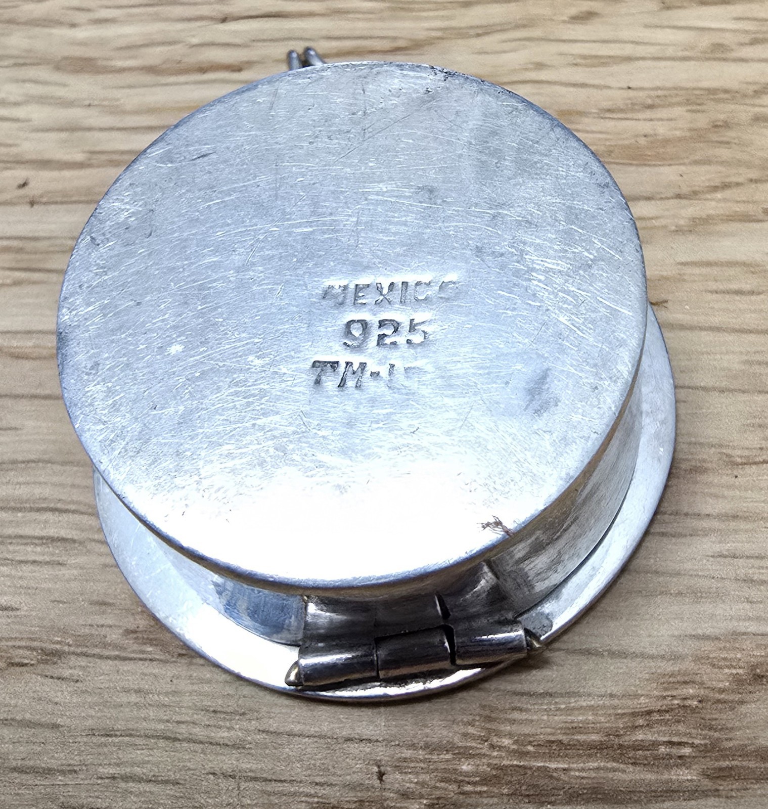 Vintage Mexican Sterling Silver & Malachite Pill Box - TM-13 Taxco - 1oz