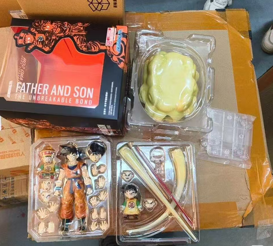 Demoniacal Fit Father and Son The Unbreakable Bond Son Goku & Young Gohan Figure