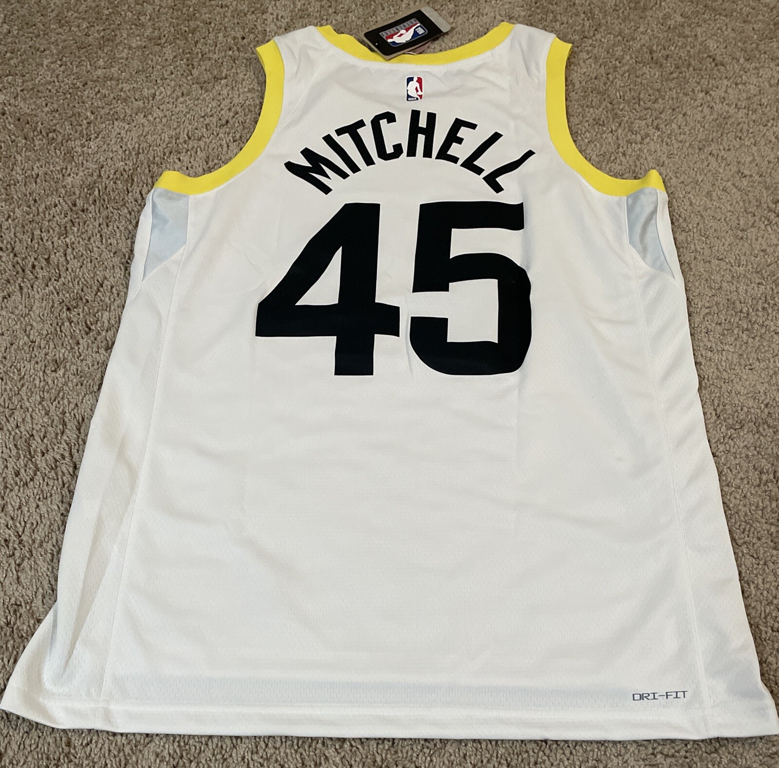 Nike Utah Jazz Donovan Mitchell #45 Jersey Association Edition DN2097-100 Size L