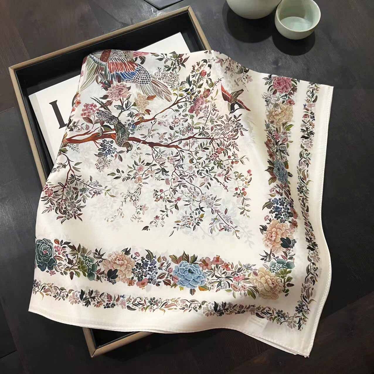 100% Mulberry Silk 27" Square Scarf Women Neckerchief Bandana White Flower Birds