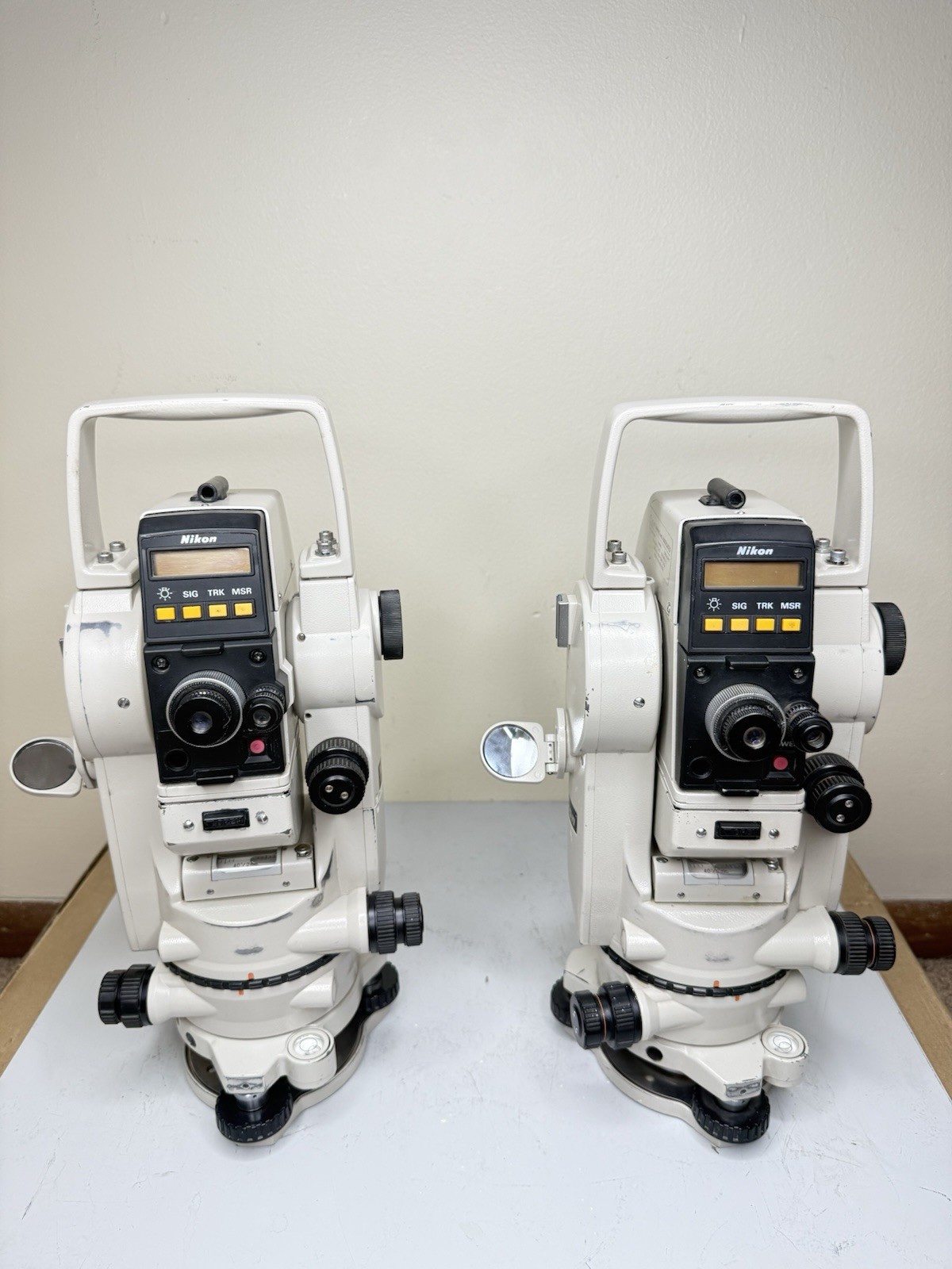 Vintage Nikon NTD-2 360° Digital Theodolite Distance Meter