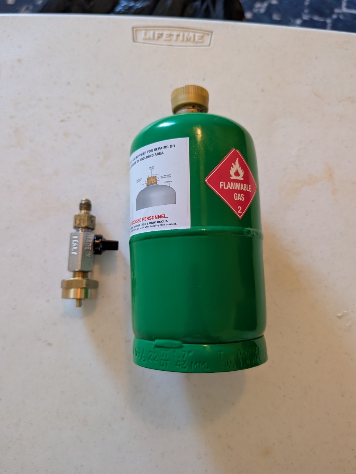 R600a Refrigerant Tank Recovery, Excellent For Small Systems, 16 oz. Capacity