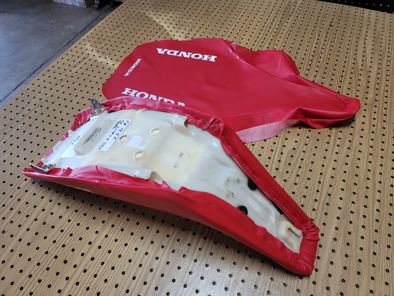 HONDA CR125R CR250R CR500R SEAT COVER 1988 MODEL (RED) (H*-431)