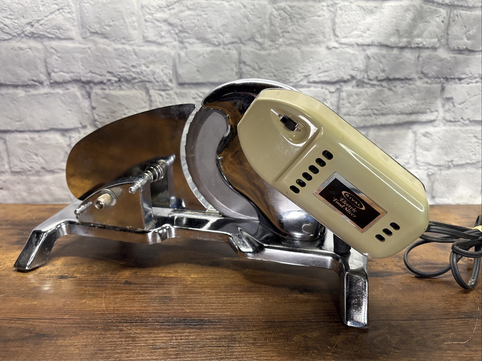 Vintage Rival Meat & Cheese Slicer Model 1101E7 Stainless Steel Electric Tested