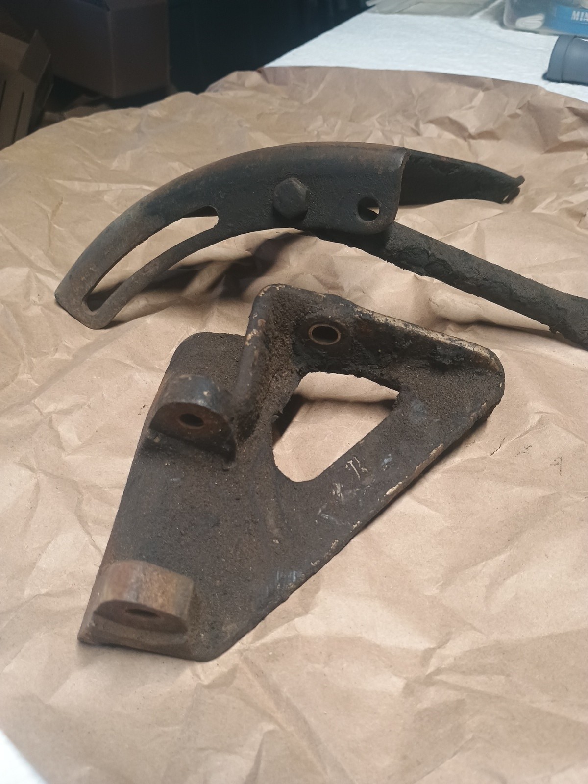 1966-72 Oldsmobile Original Alternator Bracket Set 3 Piece Kit For Non AC Cars