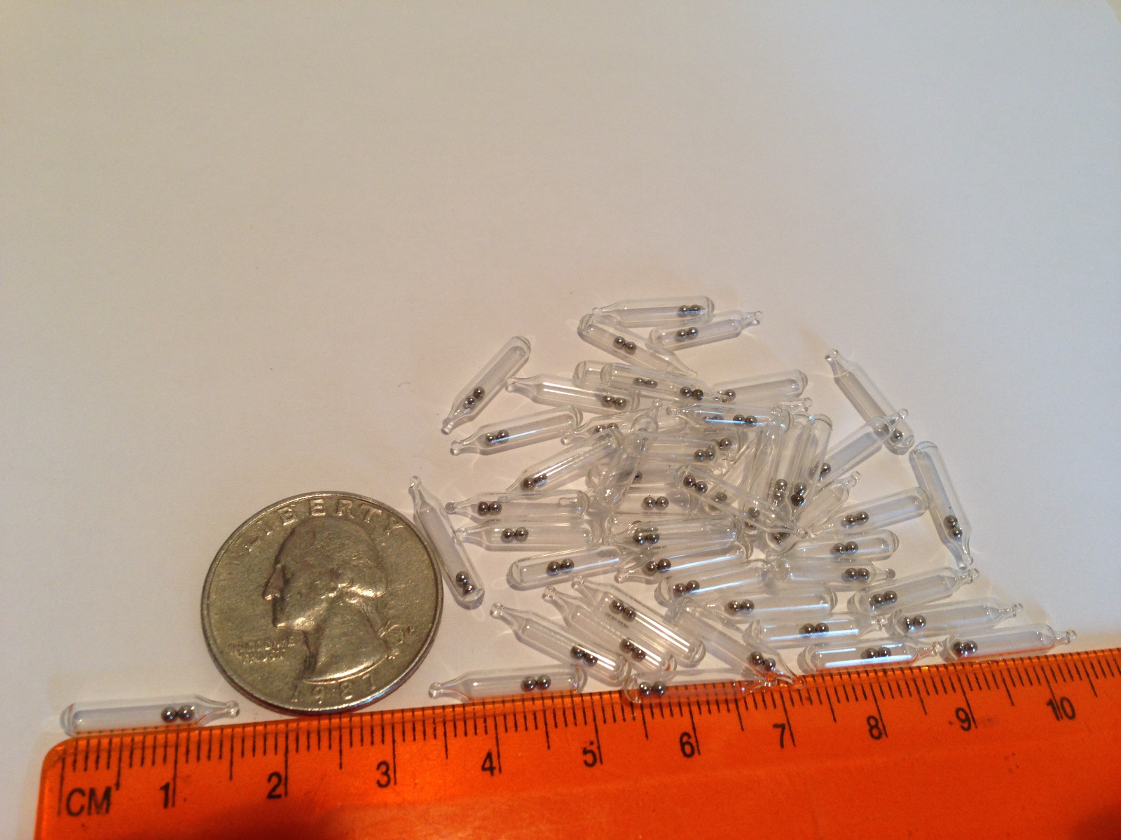 50x Worm Jig Fishing Lure Glass Insert Tube Rattles Shake Attract Fly Tie Tying