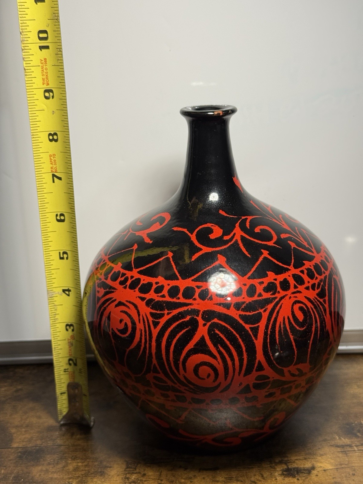 Vintage MCM Raymor Italy Pottery Vase Red & Black Beautiful Pattern MCM - Rare!
