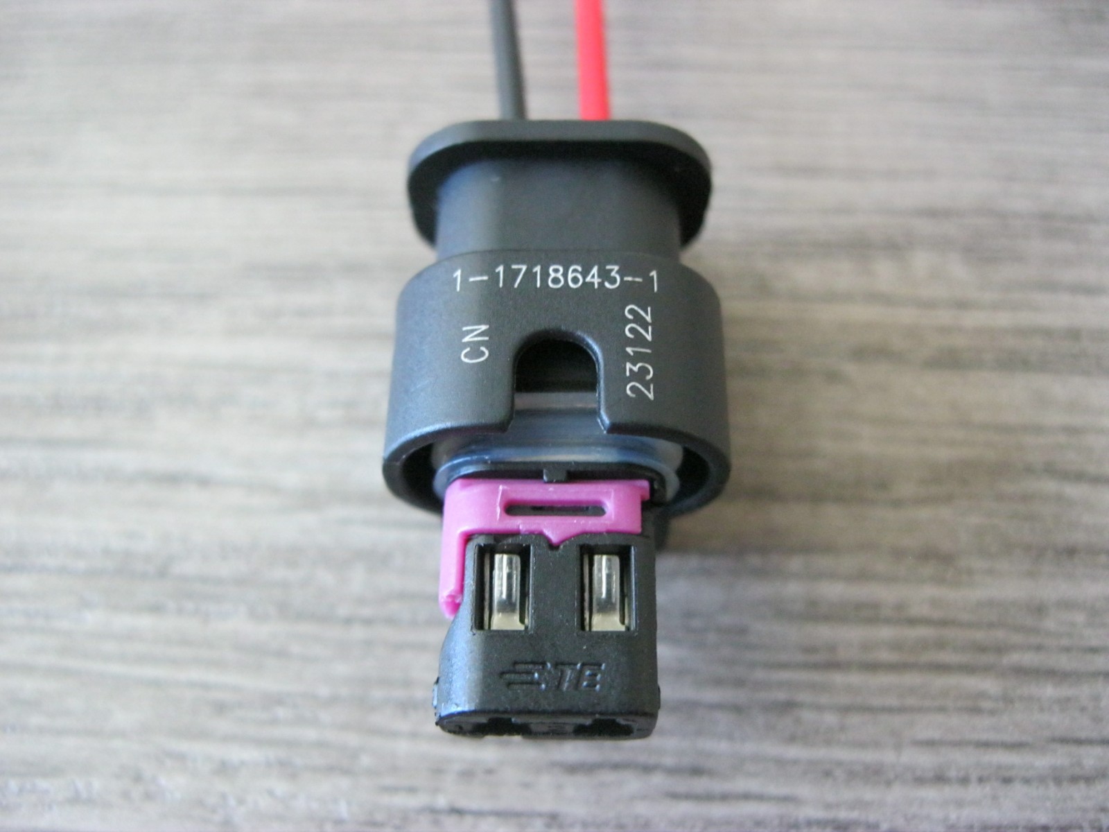 For Tesla Model 3, S, X , Y Pedestrian Warning Speaker Connector Pigtail Plug