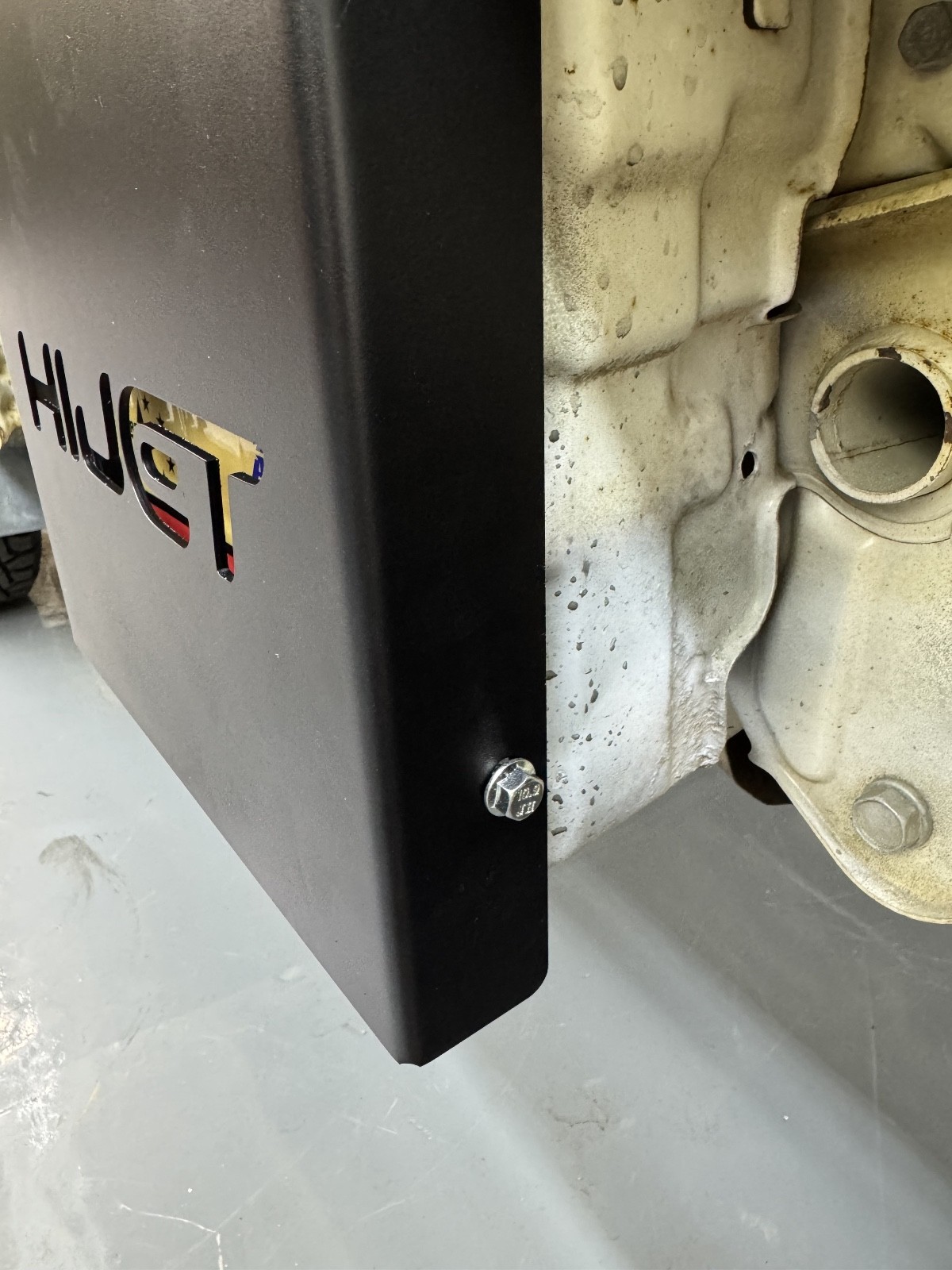 Battery Cover for 1990-1998 Daihatsu Hijet