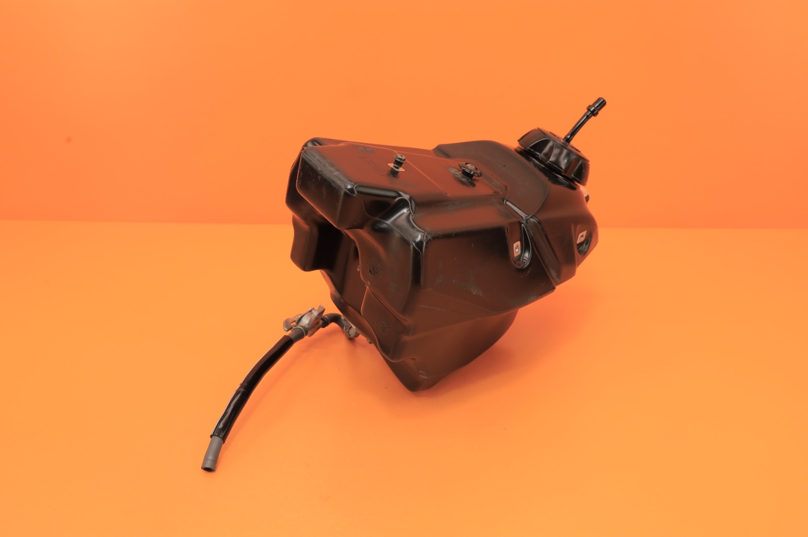 2007 04-09 CRF250R CRF250 OEM Gas Tank Fuel Cell Petrol Canister Cap Valve Mount