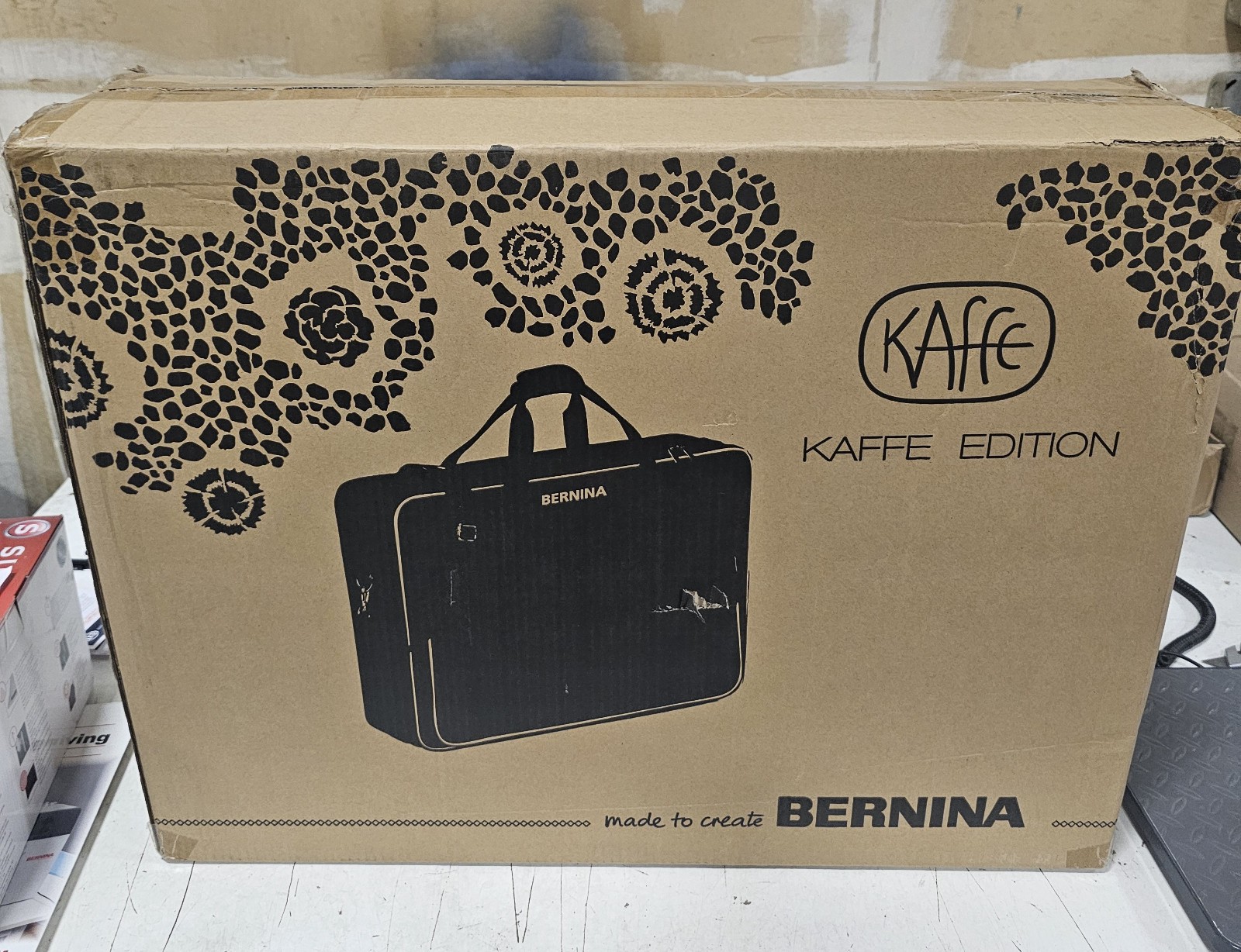 Bernina XL Embroidery Unit Module Case - Kaffe Edition