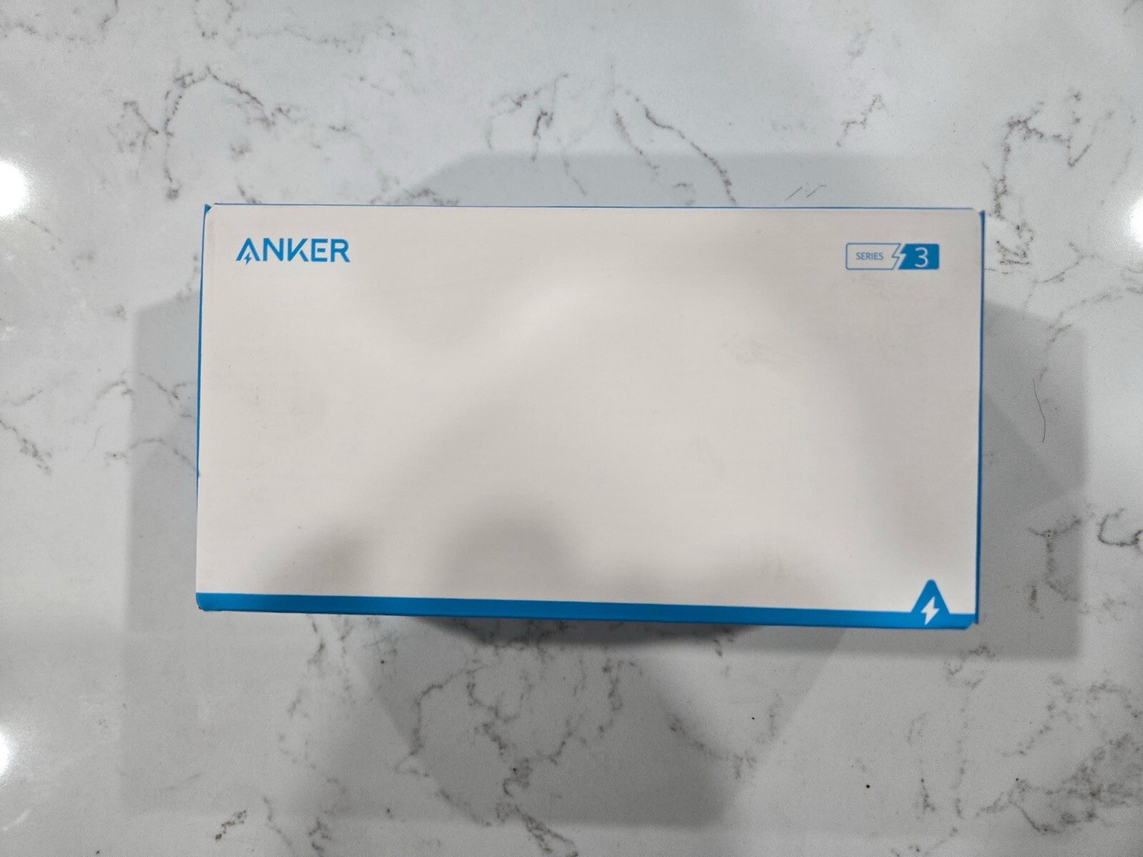 Anker 333 Outlet Extender- 6 Outlets - Surge Protection 100-240V A9263