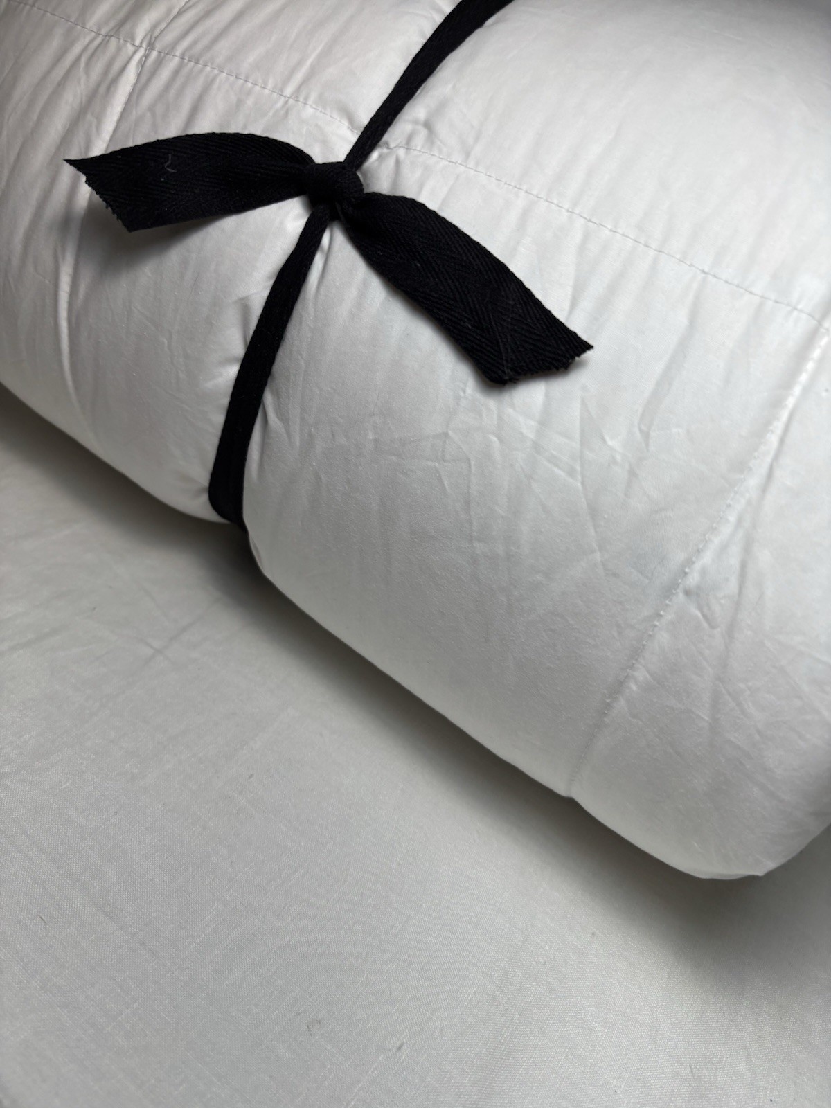 Westin Down Duvet Insert ~ Queen ( 90” x 94”) ~ READ